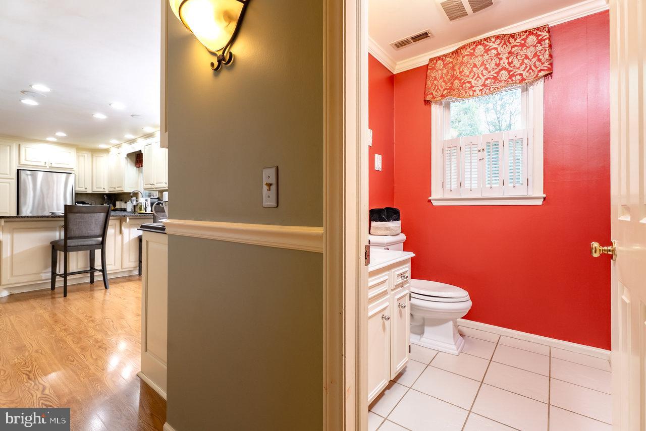 532 MOUNTAIN VIEW DR, HARRISONBURG, Virginia 22801, 4 Bedrooms Bedrooms, ,3 BathroomsBathrooms,Residential,For sale,532 MOUNTAIN VIEW DR,VAHC2000456 MLS # VAHC2000456