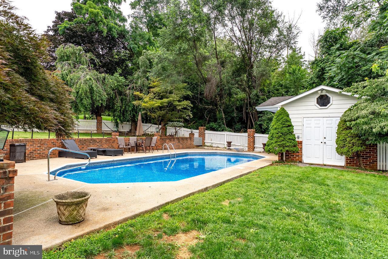 532 MOUNTAIN VIEW DR, HARRISONBURG, Virginia 22801, 4 Bedrooms Bedrooms, ,3 BathroomsBathrooms,Residential,For sale,532 MOUNTAIN VIEW DR,VAHC2000456 MLS # VAHC2000456