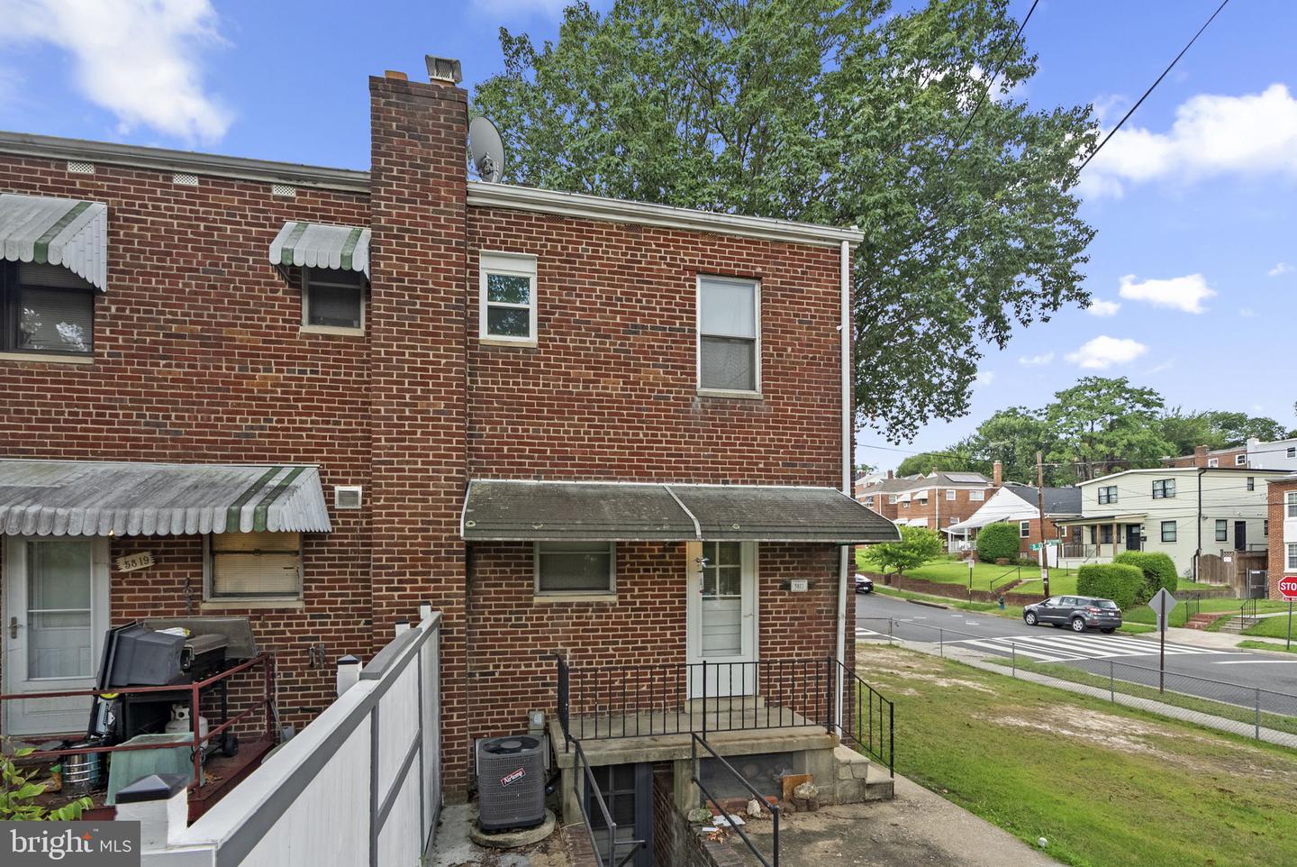 5821 5TH ST NE, WASHINGTON, District Of Columbia 20011, 3 Bedrooms Bedrooms, ,1 BathroomBathrooms,Residential,For sale,5821 5TH ST NE,DCDC2214006 MLS # DCDC2214006