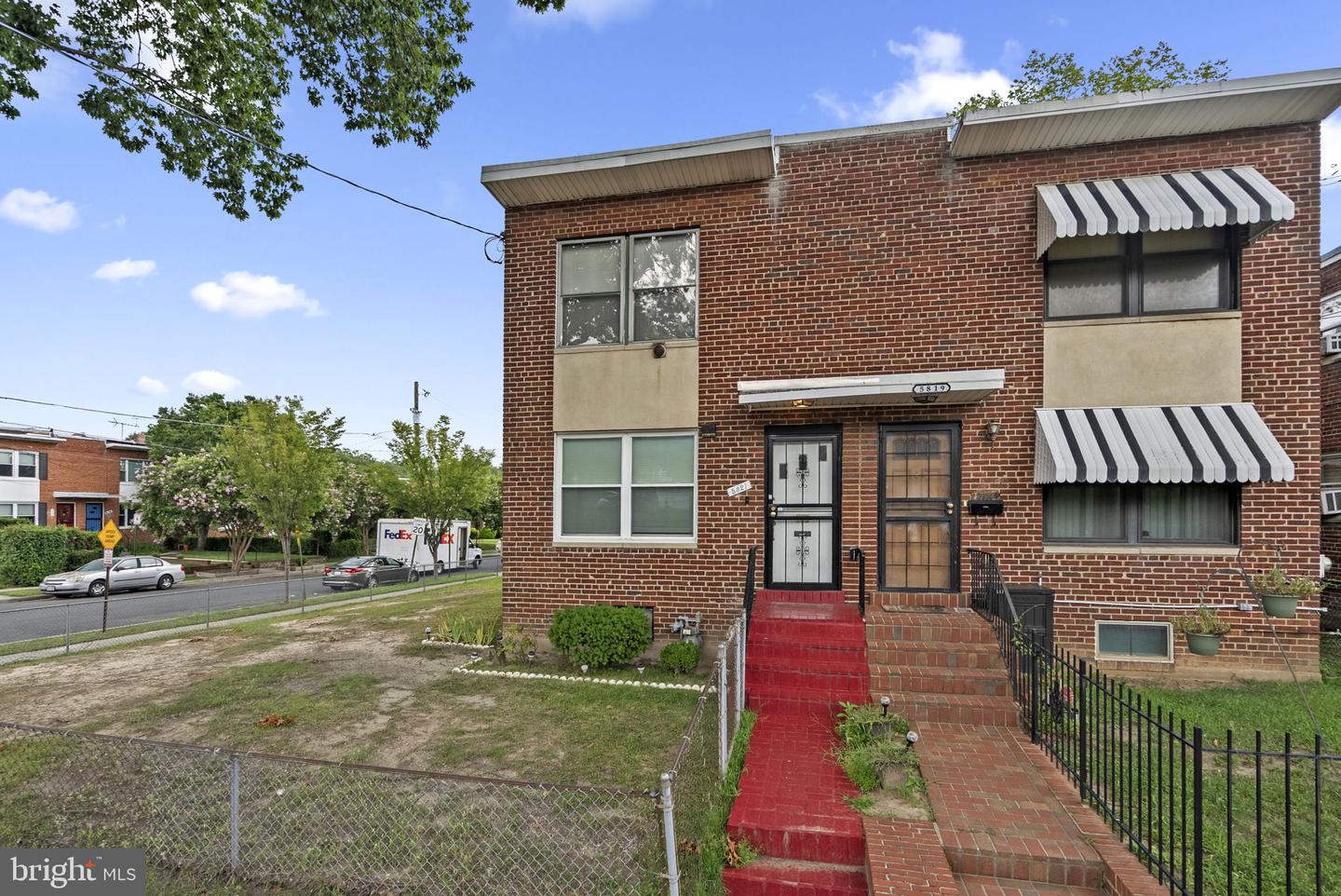 5821 5TH ST NE, WASHINGTON, District Of Columbia 20011, 3 Bedrooms Bedrooms, ,1 BathroomBathrooms,Residential,For sale,5821 5TH ST NE,DCDC2214006 MLS # DCDC2214006