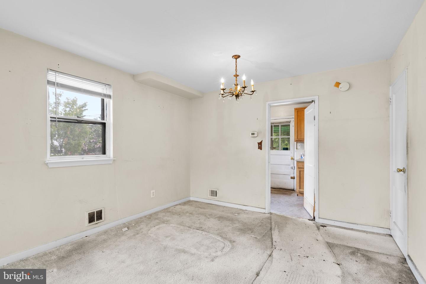 5821 5TH ST NE, WASHINGTON, District Of Columbia 20011, 3 Bedrooms Bedrooms, ,1 BathroomBathrooms,Residential,For sale,5821 5TH ST NE,DCDC2214006 MLS # DCDC2214006
