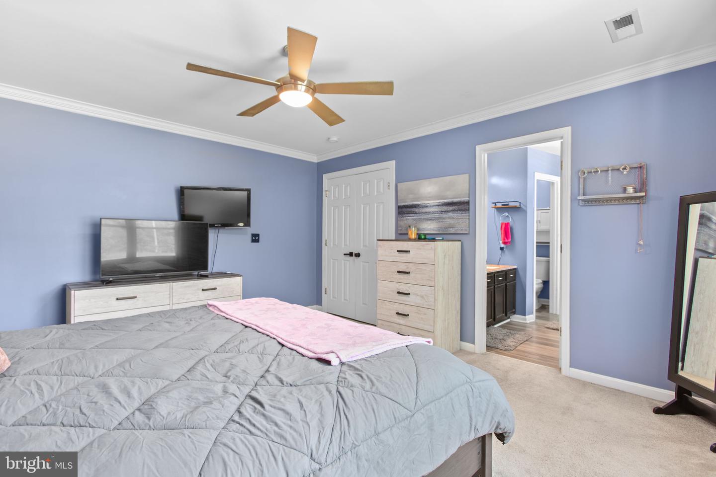 10805 MEADOWLARK LN, SPOTSYLVANIA, Virginia 22553, 4 Bedrooms Bedrooms, ,2 BathroomsBathrooms,Residential,For sale,10805 MEADOWLARK LN,VASP2035276 MLS # VASP2035276