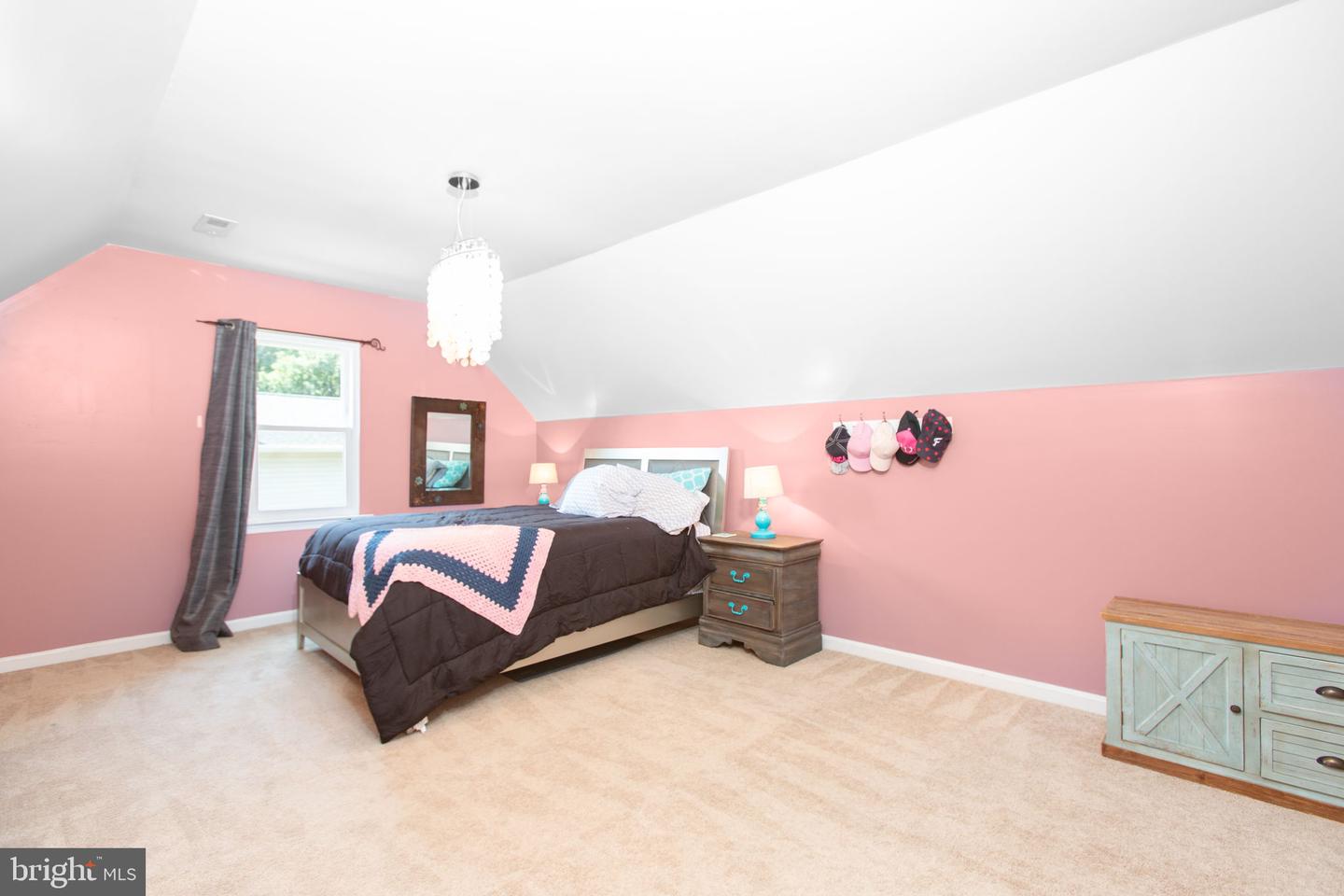 10805 MEADOWLARK LN, SPOTSYLVANIA, Virginia 22553, 4 Bedrooms Bedrooms, ,2 BathroomsBathrooms,Residential,For sale,10805 MEADOWLARK LN,VASP2035276 MLS # VASP2035276