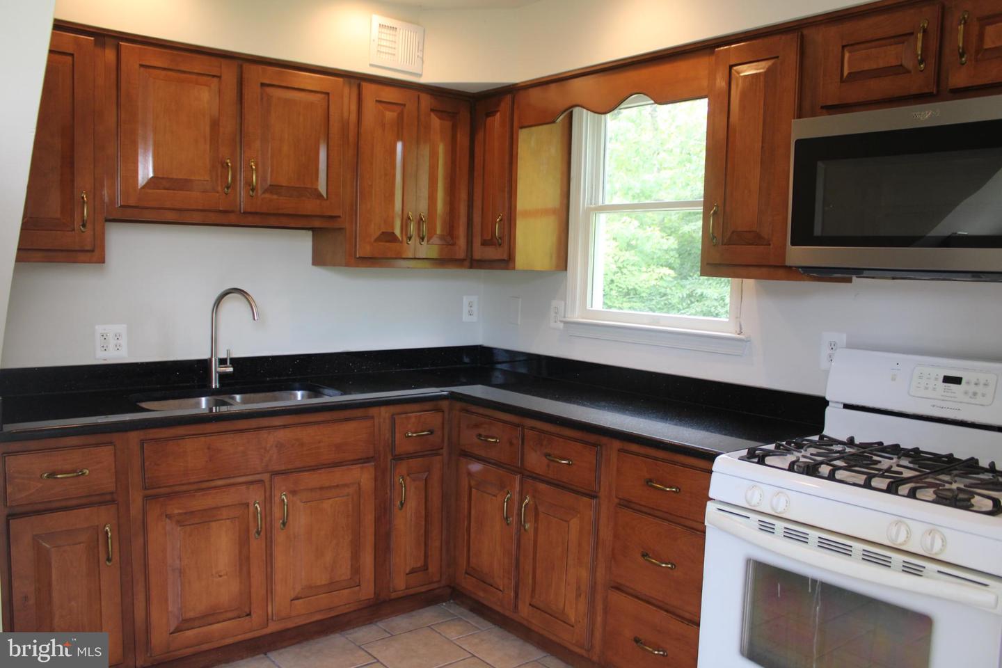 175 OLD CENTREVILLE RD, MANASSAS PARK, Virginia 20111, 2 Bedrooms Bedrooms, ,1 BathroomBathrooms,Residential,For sale,175 OLD CENTREVILLE RD,VAMP2003218 MLS # VAMP2003218