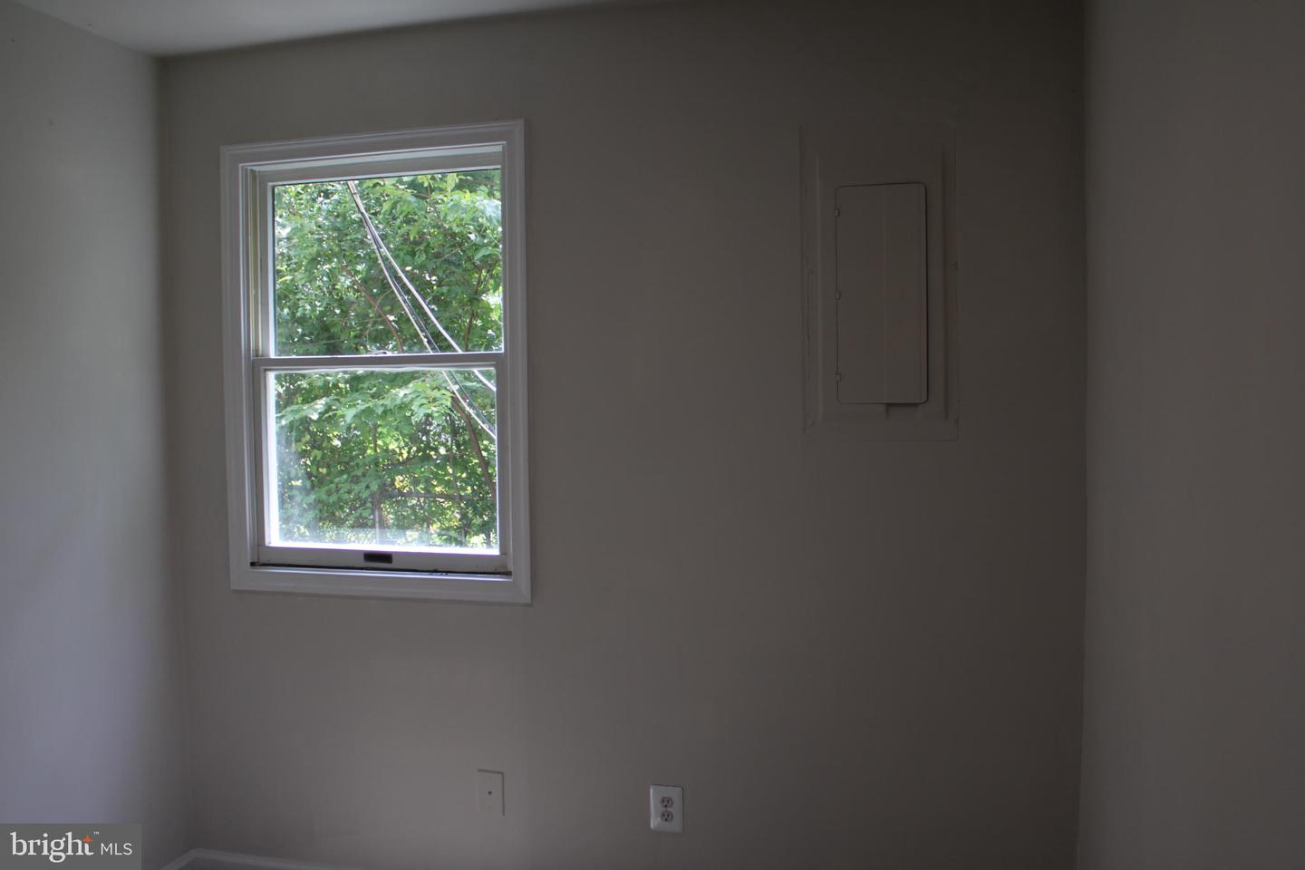 175 OLD CENTREVILLE RD, MANASSAS PARK, Virginia 20111, 2 Bedrooms Bedrooms, ,1 BathroomBathrooms,Residential,For sale,175 OLD CENTREVILLE RD,VAMP2003218 MLS # VAMP2003218