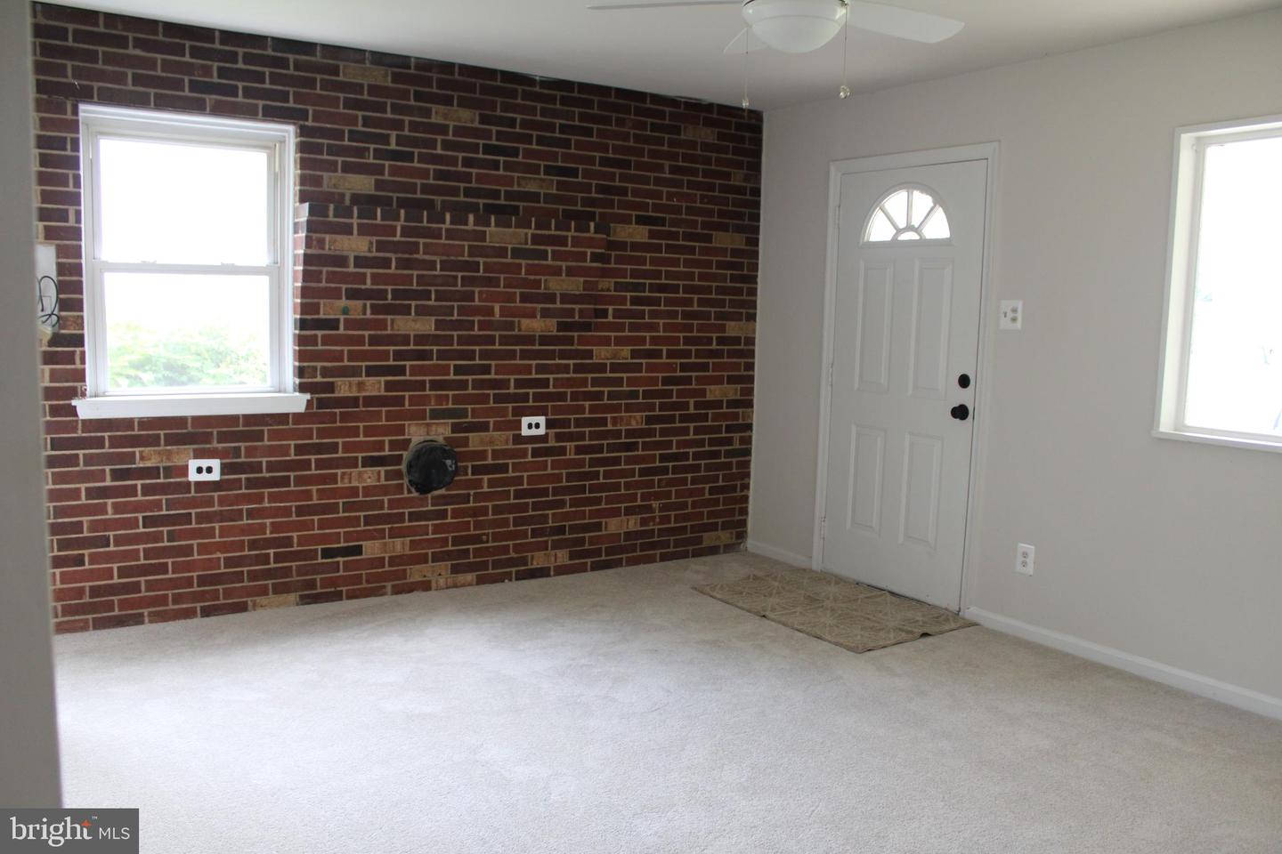 175 OLD CENTREVILLE RD, MANASSAS PARK, Virginia 20111, 2 Bedrooms Bedrooms, ,1 BathroomBathrooms,Residential,For sale,175 OLD CENTREVILLE RD,VAMP2003218 MLS # VAMP2003218