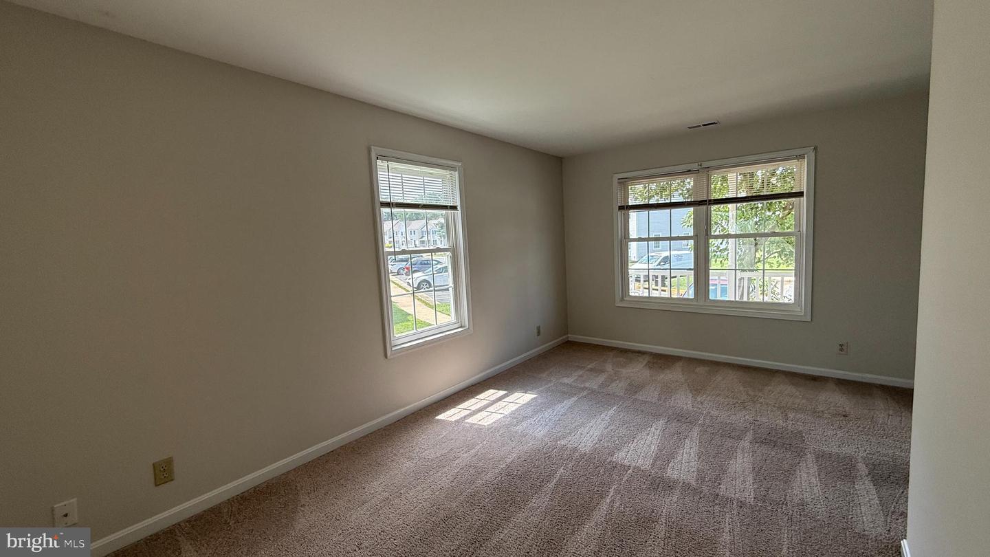 200 SURRY LN #118, STAFFORD, Virginia 22556, 2 Bedrooms Bedrooms, ,1 BathroomBathrooms,Residential,For sale,200 SURRY LN #118,VAST2041612 MLS # VAST2041612