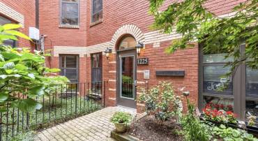 1225 N ST NW #E, WASHINGTON, District Of Columbia 20005, 1 Bedroom Bedrooms, ,1 BathroomBathrooms,Residential,For sale,1225 N ST NW #E,DCDC2214120 MLS # DCDC2214120