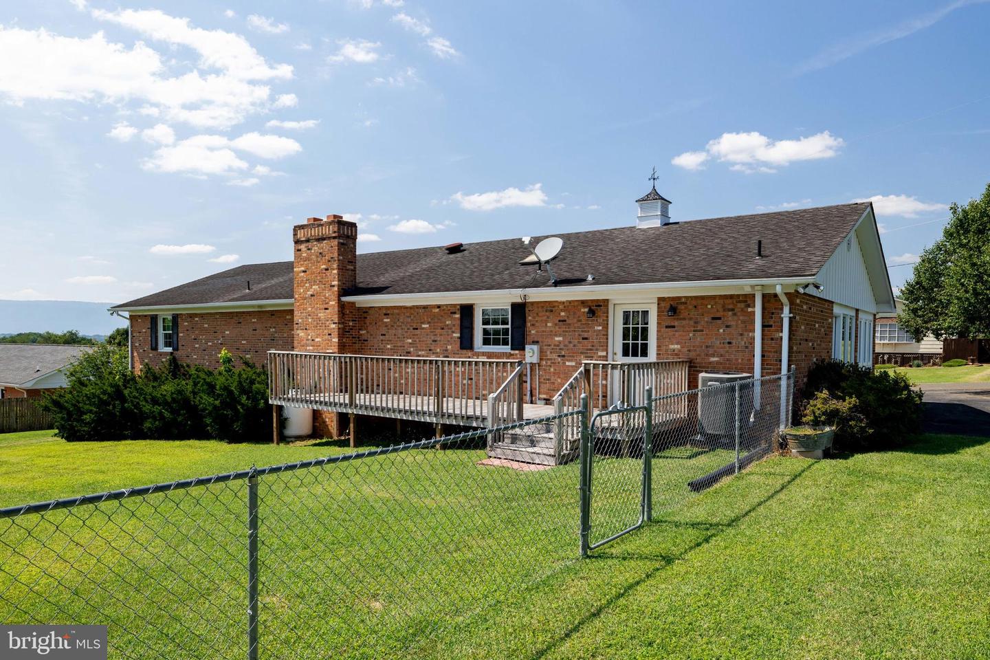 36 CANAAN ST, LURAY, Virginia 22835, 3 Bedrooms Bedrooms, ,3 BathroomsBathrooms,Residential,For sale,36 CANAAN ST,VAPA2005242 MLS # VAPA2005242