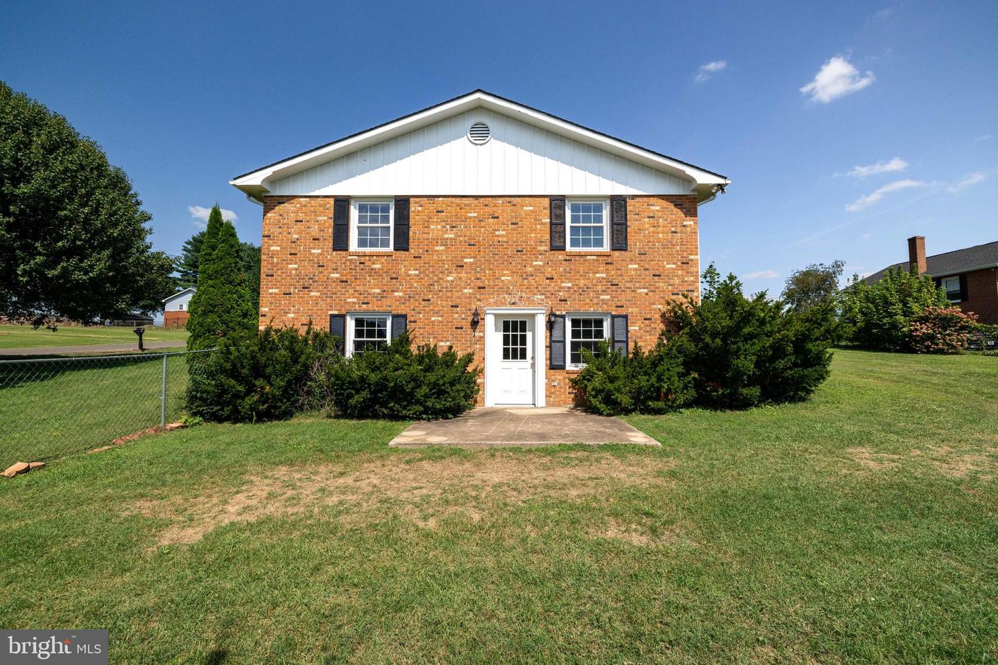 36 CANAAN ST, LURAY, Virginia 22835, 3 Bedrooms Bedrooms, ,3 BathroomsBathrooms,Residential,For sale,36 CANAAN ST,VAPA2005242 MLS # VAPA2005242