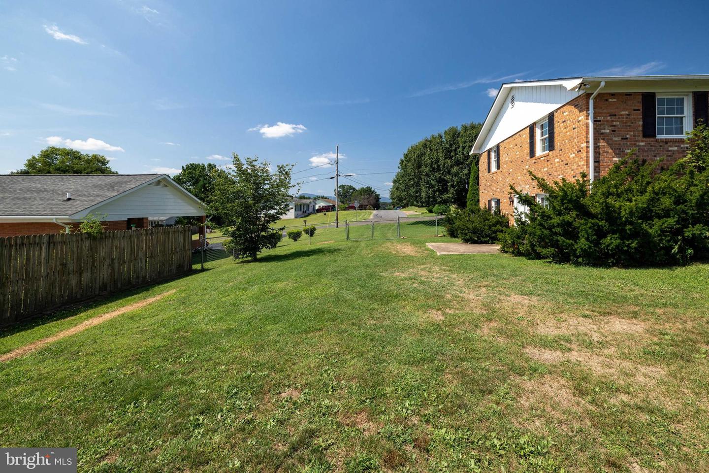 36 CANAAN ST, LURAY, Virginia 22835, 3 Bedrooms Bedrooms, ,3 BathroomsBathrooms,Residential,For sale,36 CANAAN ST,VAPA2005242 MLS # VAPA2005242