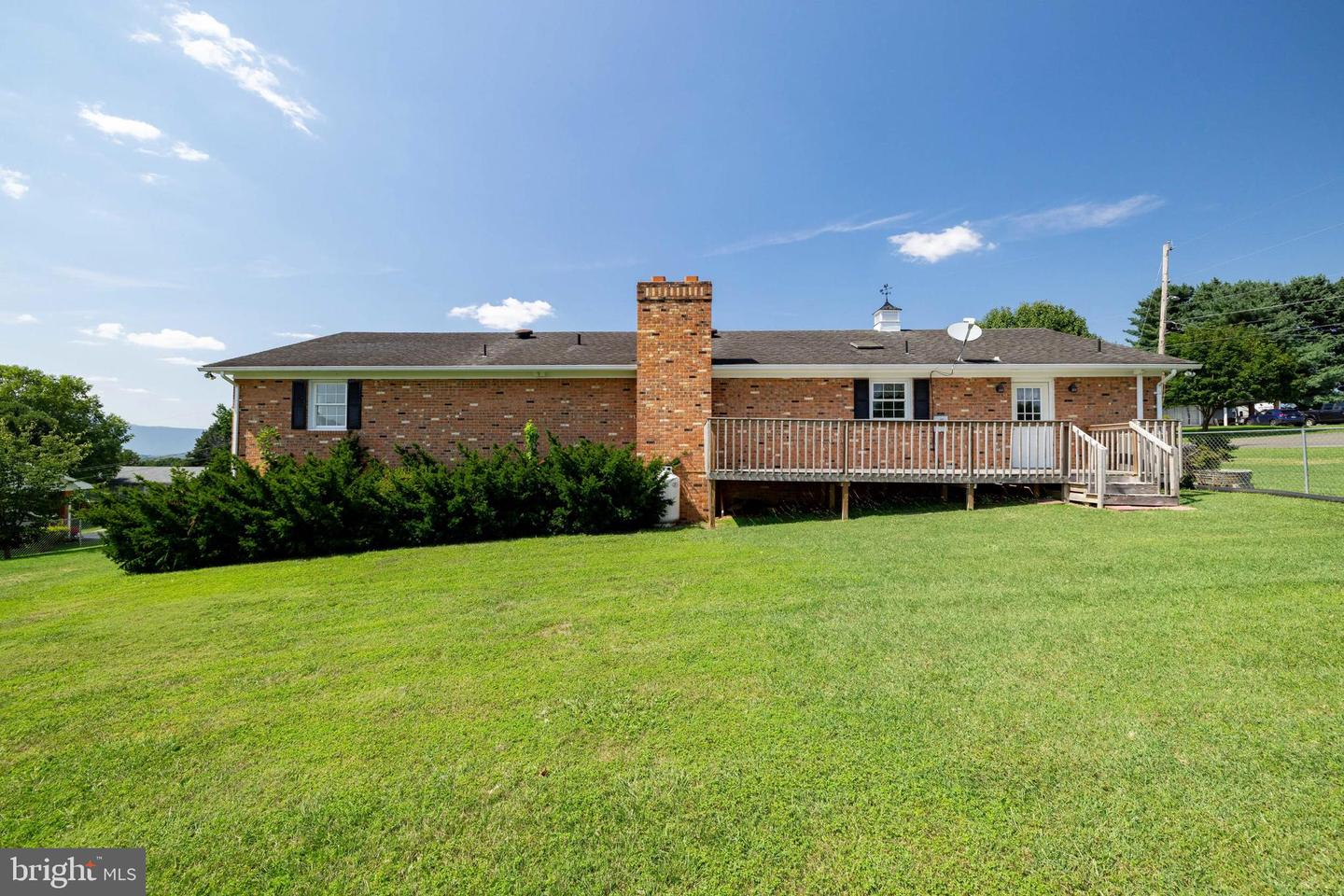 36 CANAAN ST, LURAY, Virginia 22835, 3 Bedrooms Bedrooms, ,3 BathroomsBathrooms,Residential,For sale,36 CANAAN ST,VAPA2005242 MLS # VAPA2005242
