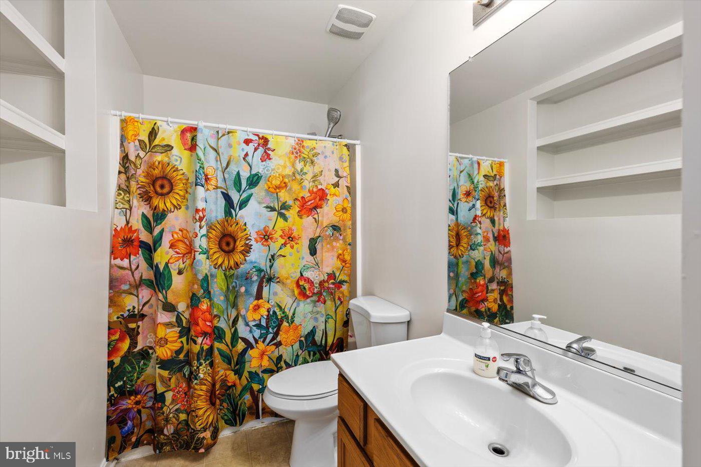 869 KELLOGG MILL RD, FREDERICKSBURG, Virginia 22406, 4 Bedrooms Bedrooms, ,3 BathroomsBathrooms,Residential,For sale,869 KELLOGG MILL RD,VAST2041620 MLS # VAST2041620