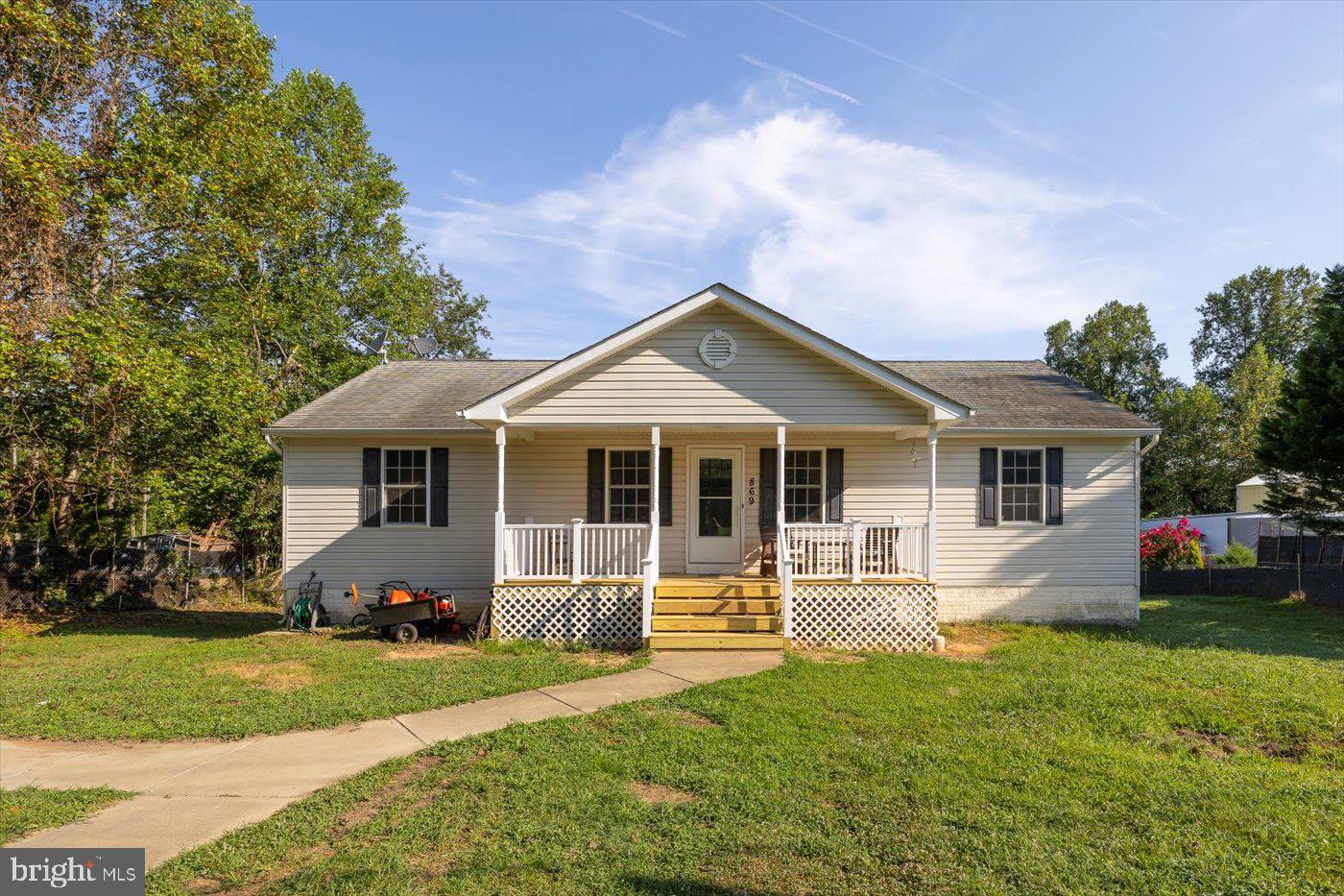 869 KELLOGG MILL RD, FREDERICKSBURG, Virginia 22406, 4 Bedrooms Bedrooms, ,3 BathroomsBathrooms,Residential,For sale,869 KELLOGG MILL RD,VAST2041620 MLS # VAST2041620
