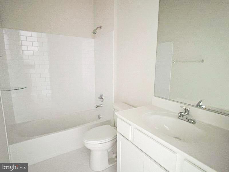 9285 CRESTVIEW RIDGE DR, BRISTOW, Virginia 20136, 4 Bedrooms Bedrooms, ,3 BathroomsBathrooms,Residential,For sale,9285 CRESTVIEW RIDGE DR,VAPW2100976 MLS # VAPW2100976