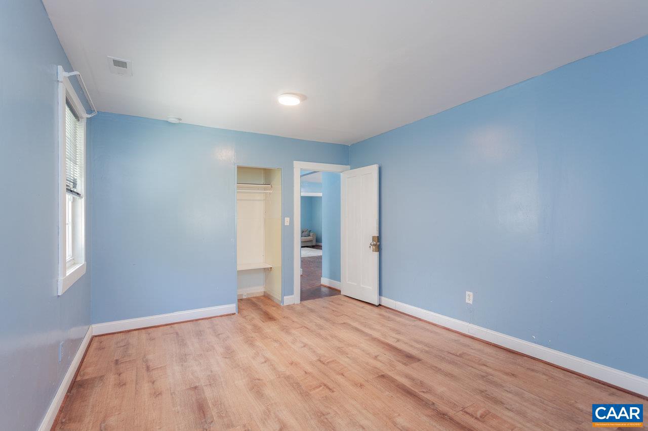 358 E ROCK ST, HARRISONBURG, Virginia 22802, 3 Bedrooms Bedrooms, ,3 BathroomsBathrooms,Residential,For sale,358 E ROCK ST,667569 MLS # 667569