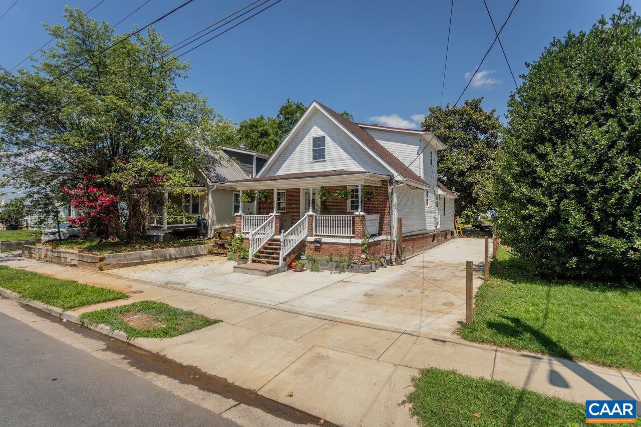 358 E ROCK ST, HARRISONBURG, Virginia 22802, 3 Bedrooms Bedrooms, ,3 BathroomsBathrooms,Residential,For sale,358 E ROCK ST,667569 MLS # 667569