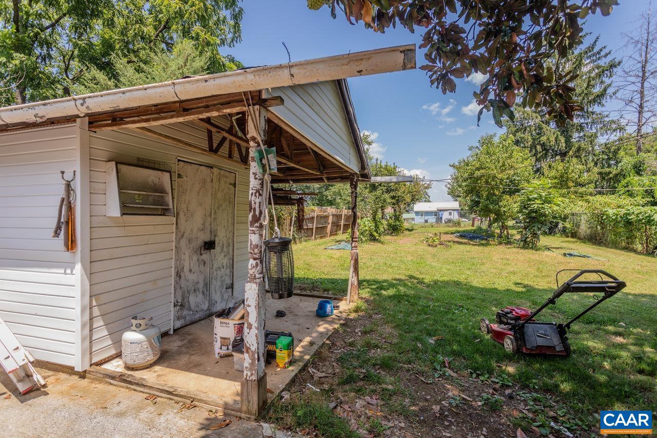 358 E ROCK ST, HARRISONBURG, Virginia 22802, 3 Bedrooms Bedrooms, ,3 BathroomsBathrooms,Residential,For sale,358 E ROCK ST,667569 MLS # 667569