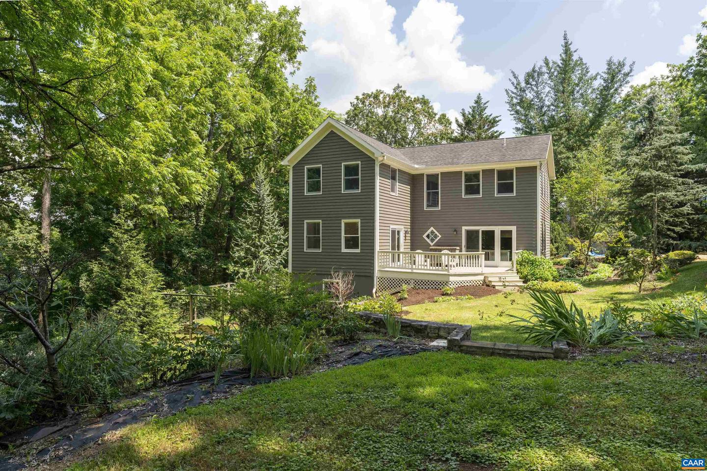 410 HONEYSUCKLE HILL RD, LEXINGTON, Virginia 24450, 4 Bedrooms Bedrooms, ,3 BathroomsBathrooms,Residential,For sale,410 HONEYSUCKLE HILL RD,667570 MLS # 667570
