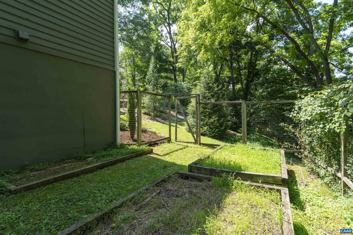 410 HONEYSUCKLE HILL RD, LEXINGTON, Virginia 24450, 4 Bedrooms Bedrooms, ,3 BathroomsBathrooms,Residential,For sale,410 HONEYSUCKLE HILL RD,667570 MLS # 667570