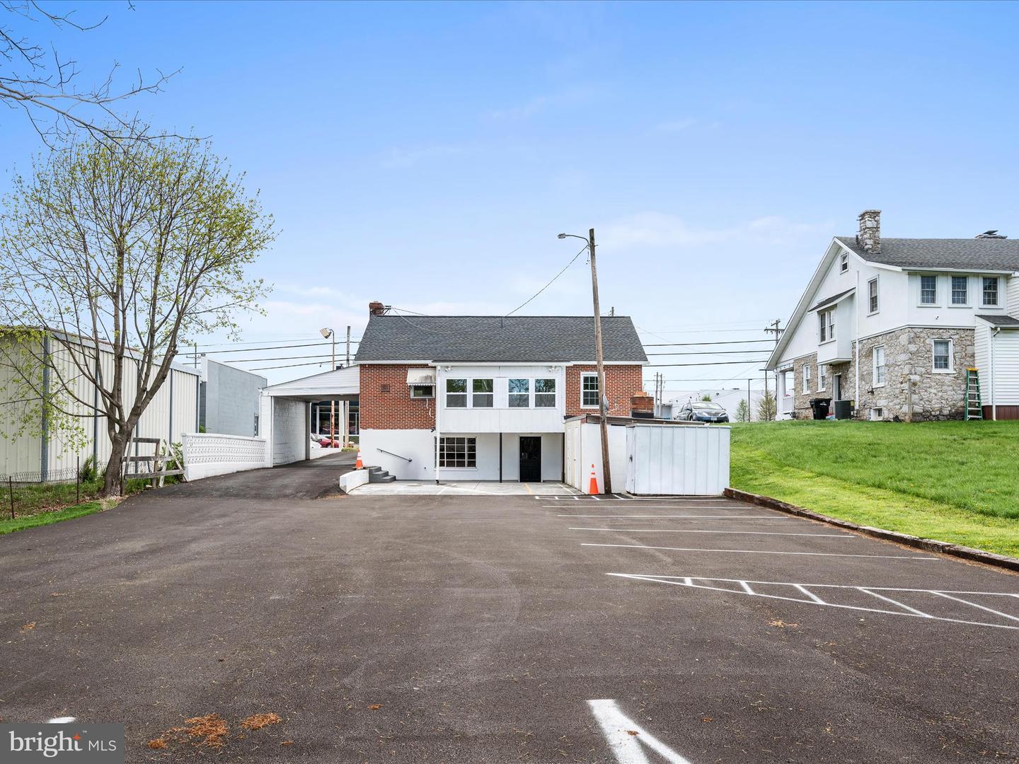 2109 VALLEY AVE, WINCHESTER, Virginia 22601, ,Land,For sale,2109 VALLEY AVE,VAWI2007502 MLS # VAWI2007502