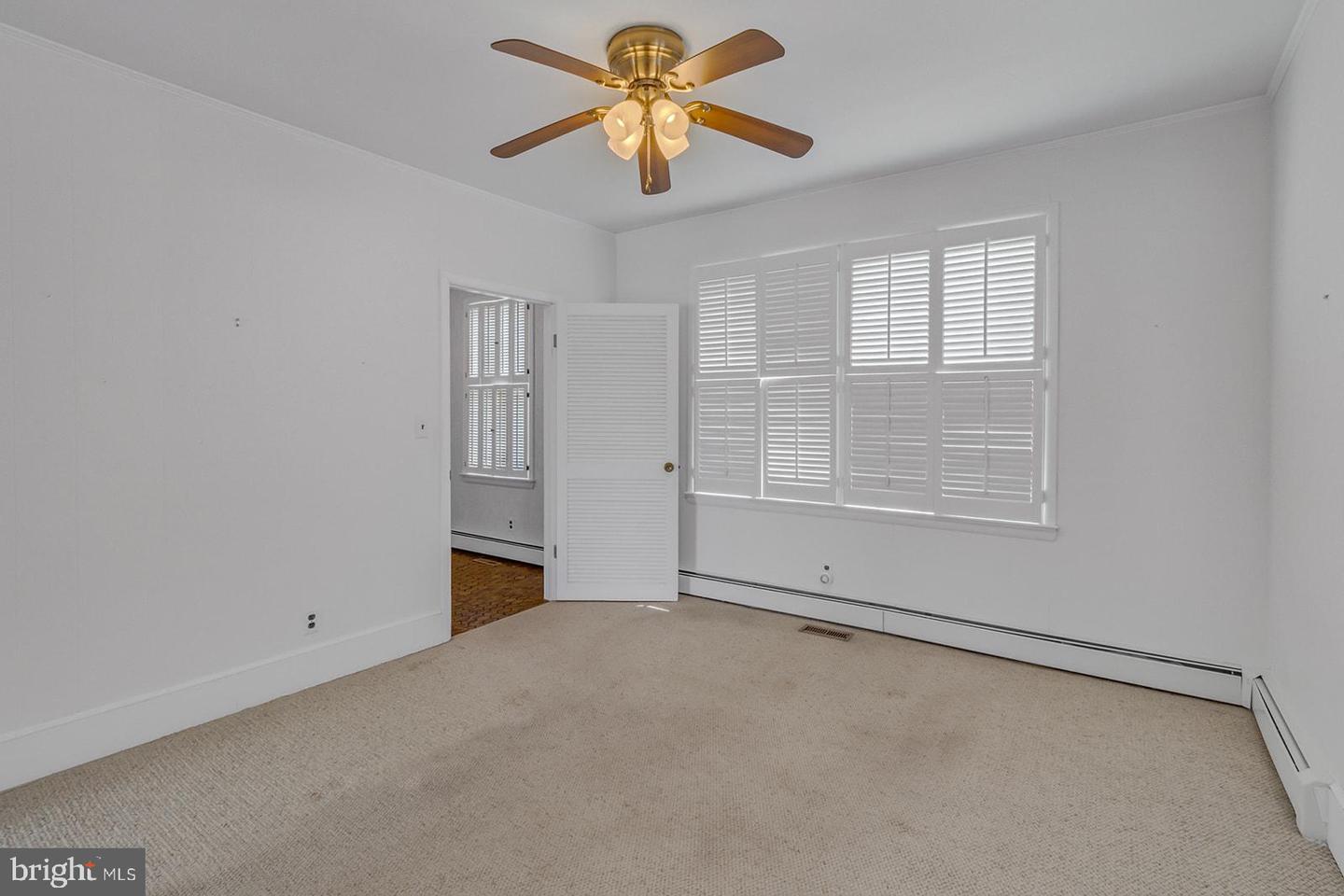 742 MAIN ST, REEDVILLE, Virginia 22539, 3 Bedrooms Bedrooms, ,2 BathroomsBathrooms,Residential,For sale,742 MAIN ST,VANV2001556 MLS # VANV2001556