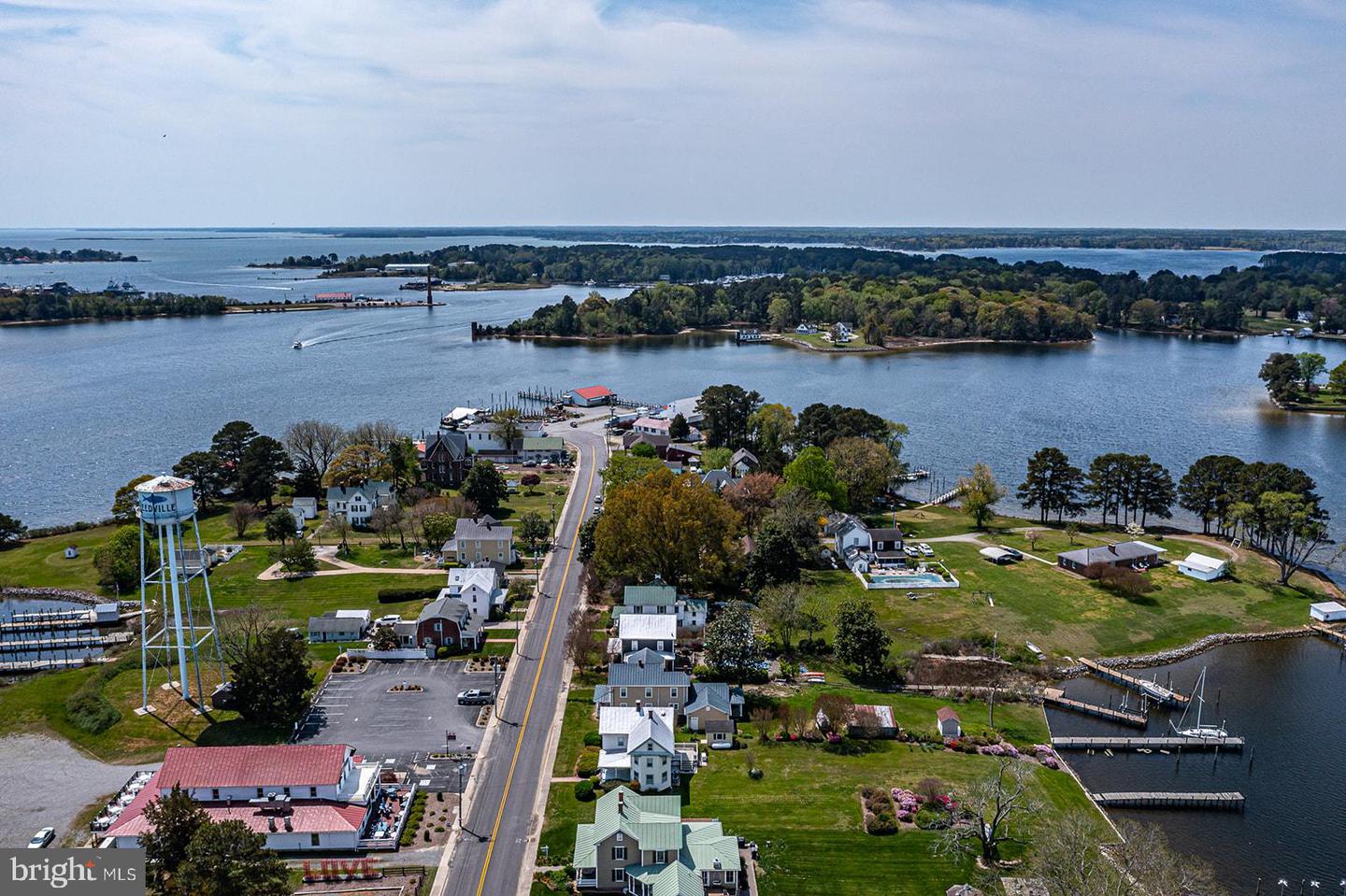 742 MAIN ST, REEDVILLE, Virginia 22539, 3 Bedrooms Bedrooms, ,2 BathroomsBathrooms,Residential,For sale,742 MAIN ST,VANV2001556 MLS # VANV2001556