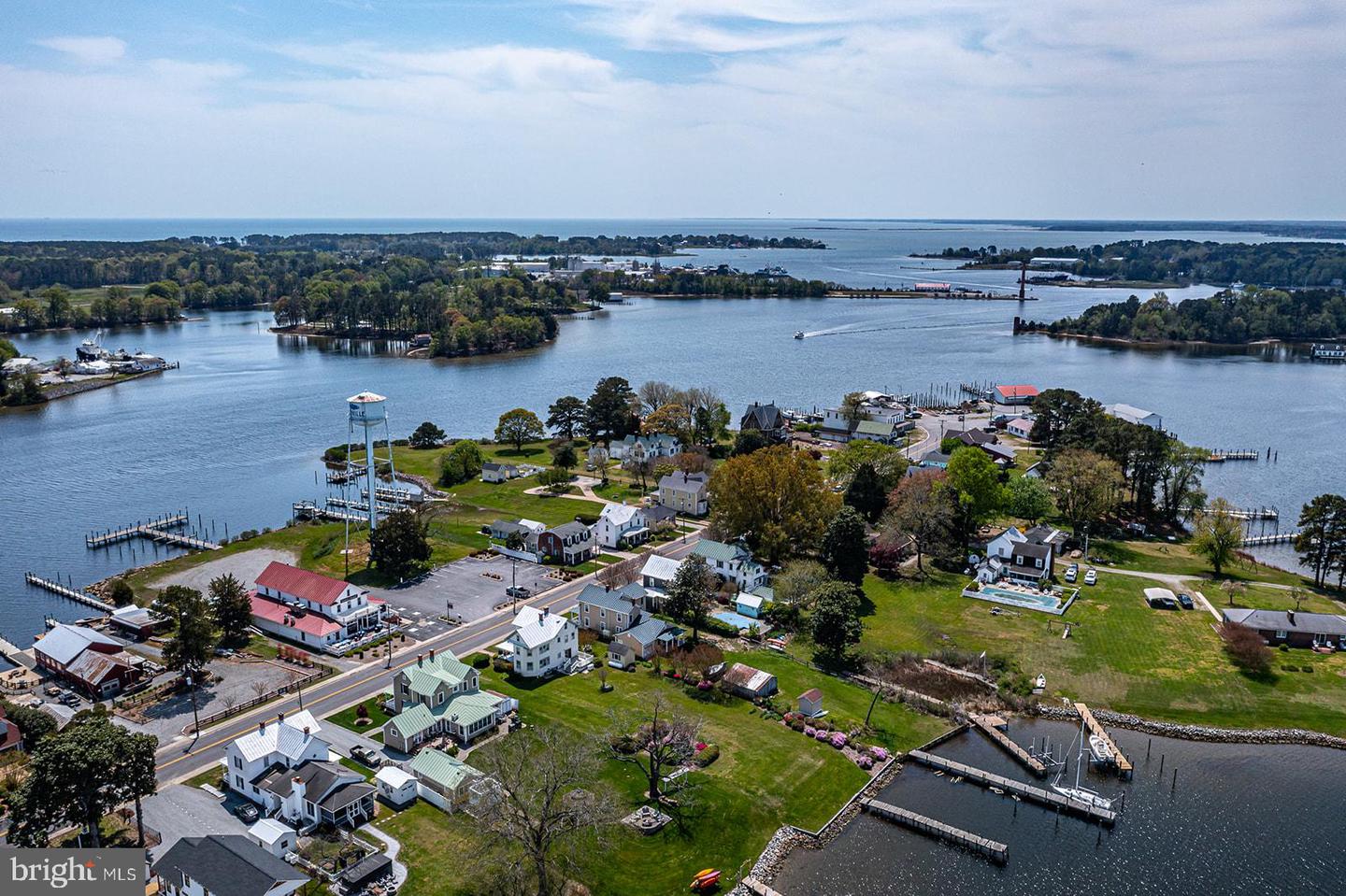 742 MAIN ST, REEDVILLE, Virginia 22539, 3 Bedrooms Bedrooms, ,2 BathroomsBathrooms,Residential,For sale,742 MAIN ST,VANV2001556 MLS # VANV2001556