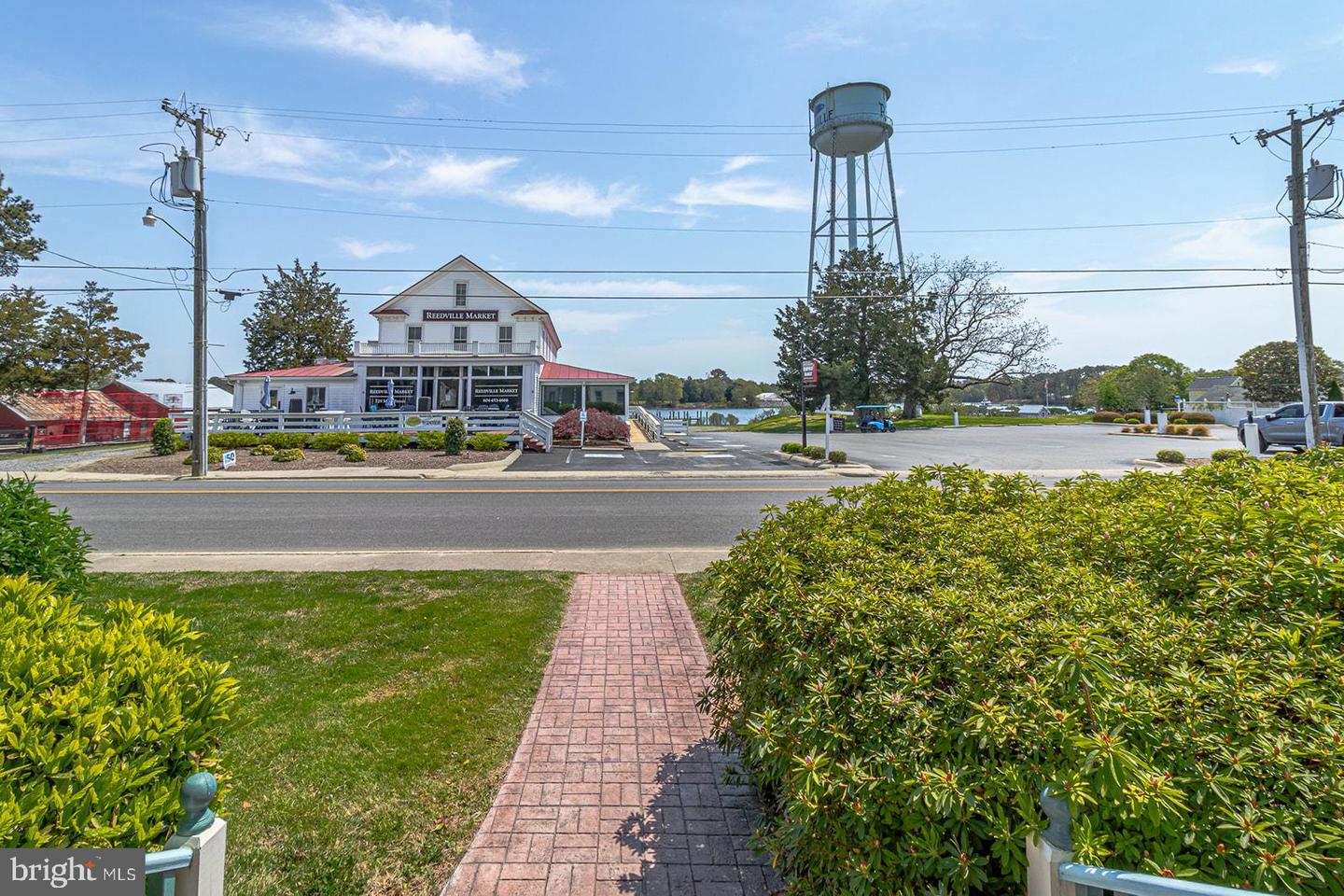 742 MAIN ST, REEDVILLE, Virginia 22539, 3 Bedrooms Bedrooms, ,2 BathroomsBathrooms,Residential,For sale,742 MAIN ST,VANV2001556 MLS # VANV2001556