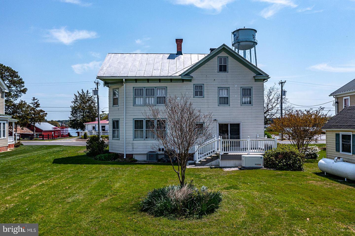 742 MAIN ST, REEDVILLE, Virginia 22539, 3 Bedrooms Bedrooms, ,2 BathroomsBathrooms,Residential,For sale,742 MAIN ST,VANV2001556 MLS # VANV2001556
