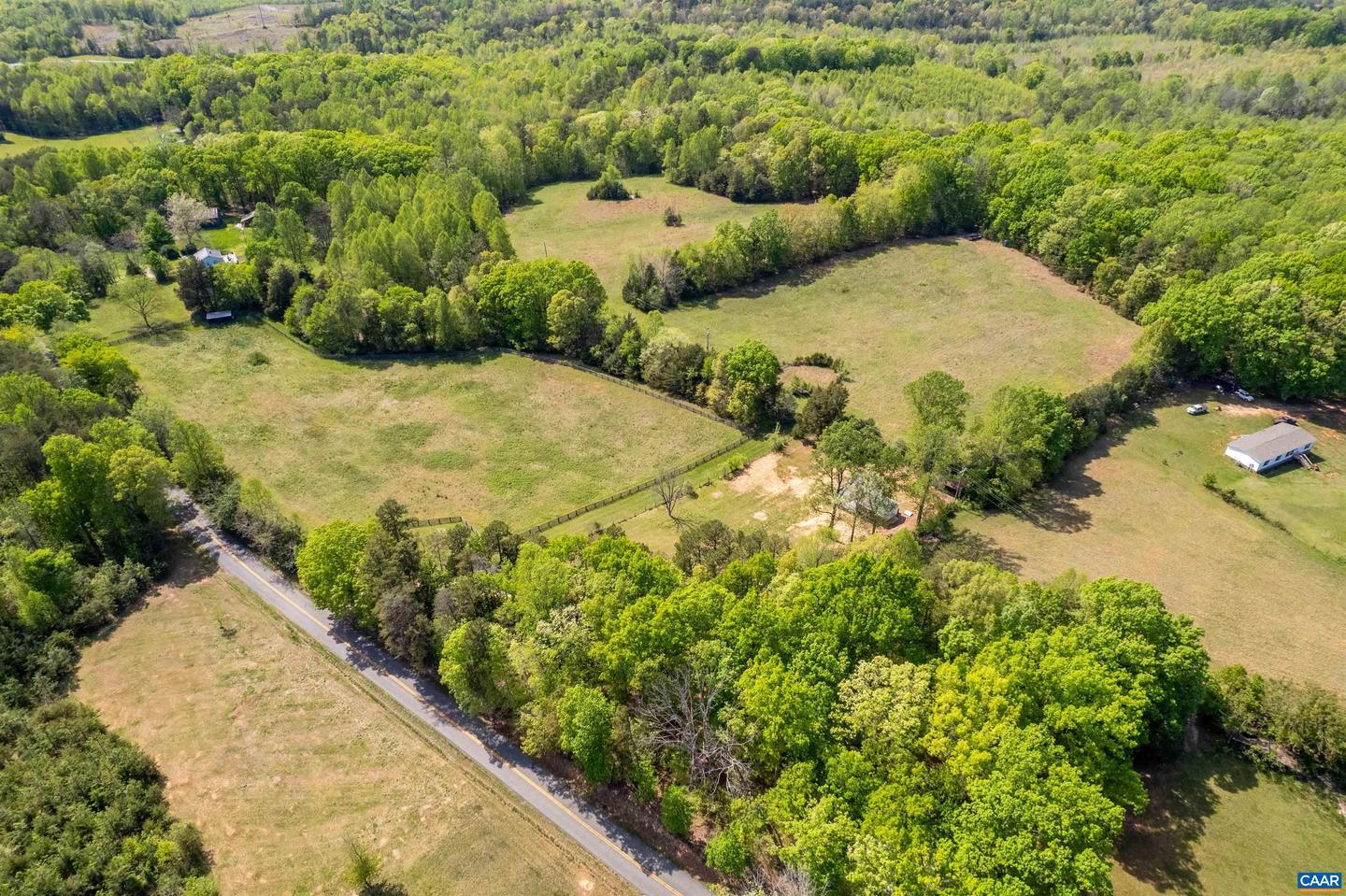 1867 STAGE JUNCTION RD, COLUMBIA, Virginia 23038, 2 Bedrooms Bedrooms, ,1 BathroomBathrooms,Residential,For sale,1867 STAGE JUNCTION RD,663718 MLS # 663718
