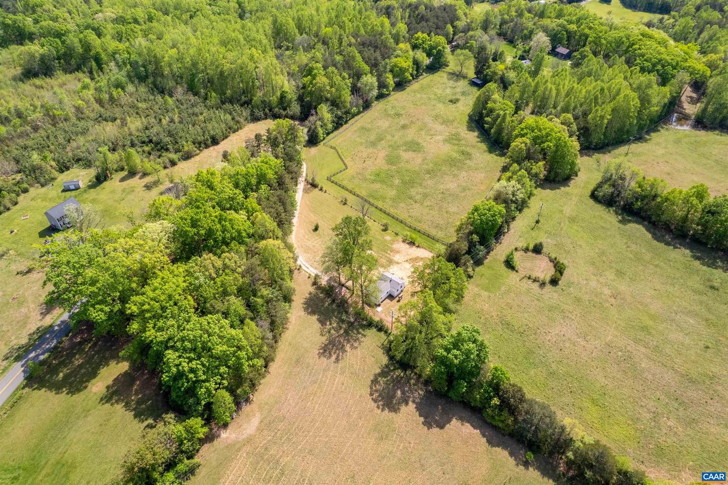 1867 STAGE JUNCTION RD, COLUMBIA, Virginia 23038, 2 Bedrooms Bedrooms, ,1 BathroomBathrooms,Residential,For sale,1867 STAGE JUNCTION RD,663718 MLS # 663718