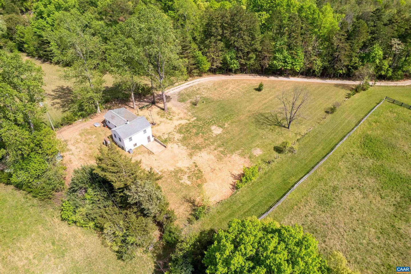 1867 STAGE JUNCTION RD, COLUMBIA, Virginia 23038, 2 Bedrooms Bedrooms, ,1 BathroomBathrooms,Residential,For sale,1867 STAGE JUNCTION RD,663718 MLS # 663718