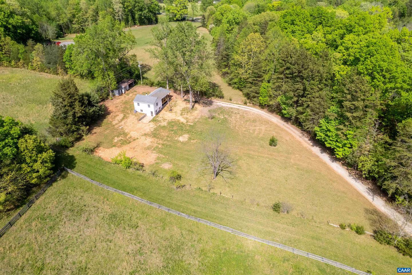1867 STAGE JUNCTION RD, COLUMBIA, Virginia 23038, 2 Bedrooms Bedrooms, ,1 BathroomBathrooms,Residential,For sale,1867 STAGE JUNCTION RD,663718 MLS # 663718