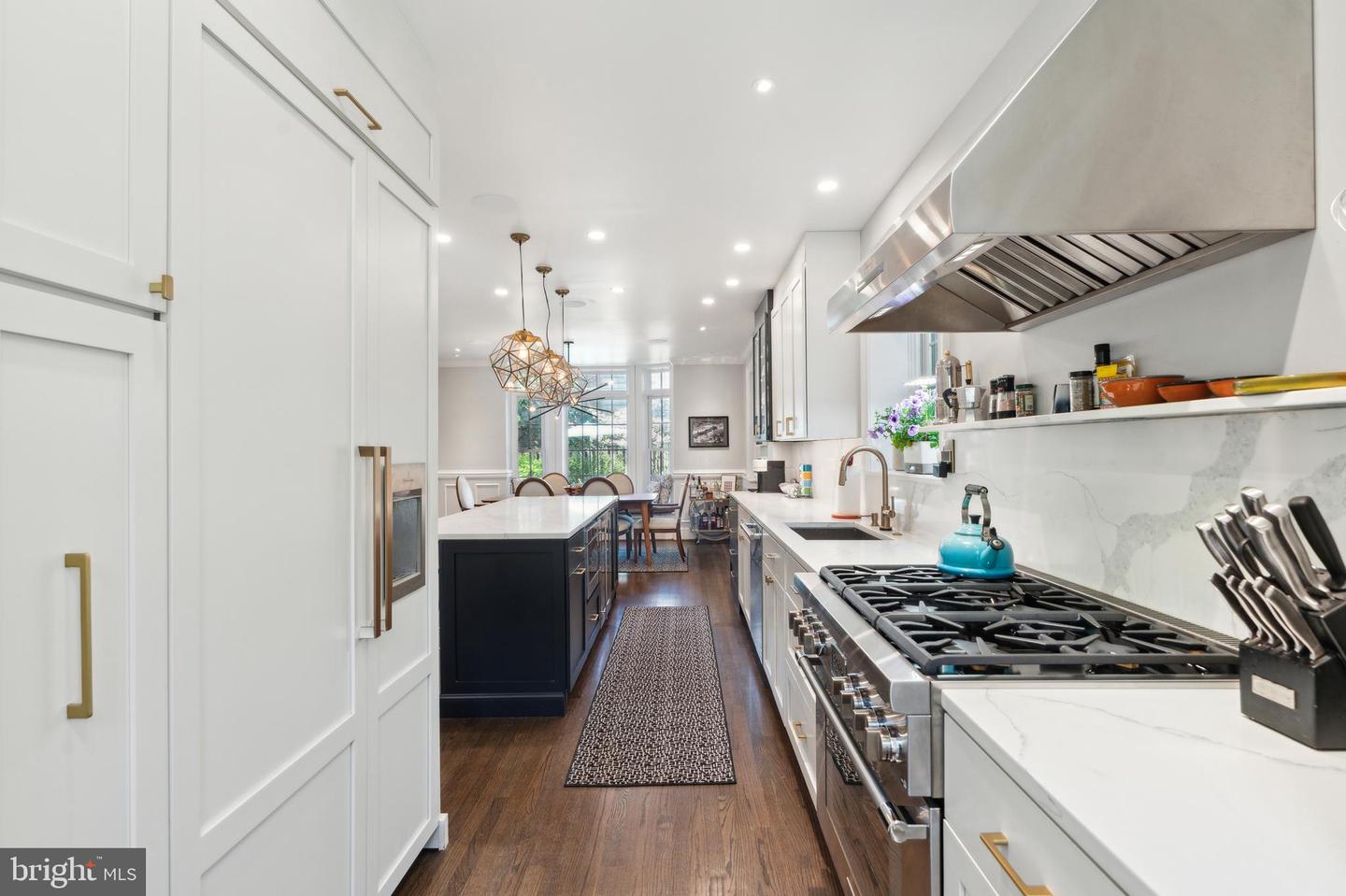 2916 NEW MEXICO AVE NW, WASHINGTON, District Of Columbia 20016, 4 Bedrooms Bedrooms, 16 Rooms Rooms,3 BathroomsBathrooms,Residential,For sale,2916 NEW MEXICO AVE NW,DCDC2197598 MLS # DCDC2197598