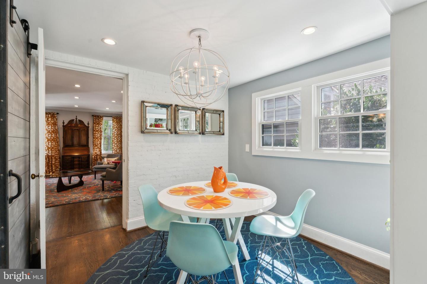 2916 NEW MEXICO AVE NW, WASHINGTON, District Of Columbia 20016, 4 Bedrooms Bedrooms, 16 Rooms Rooms,3 BathroomsBathrooms,Residential,For sale,2916 NEW MEXICO AVE NW,DCDC2197598 MLS # DCDC2197598