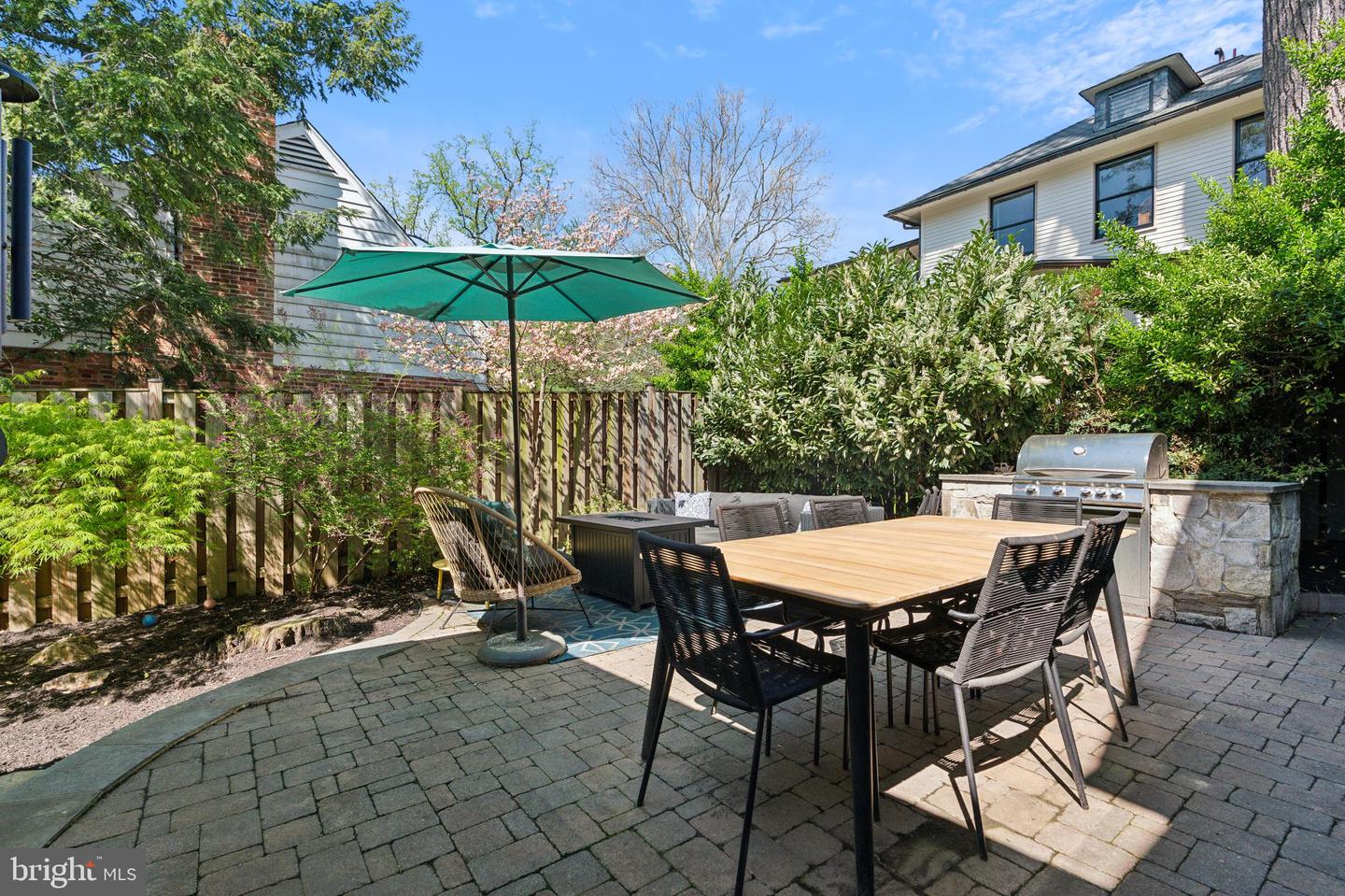 2916 NEW MEXICO AVE NW, WASHINGTON, District Of Columbia 20016, 4 Bedrooms Bedrooms, 16 Rooms Rooms,3 BathroomsBathrooms,Residential,For sale,2916 NEW MEXICO AVE NW,DCDC2197598 MLS # DCDC2197598