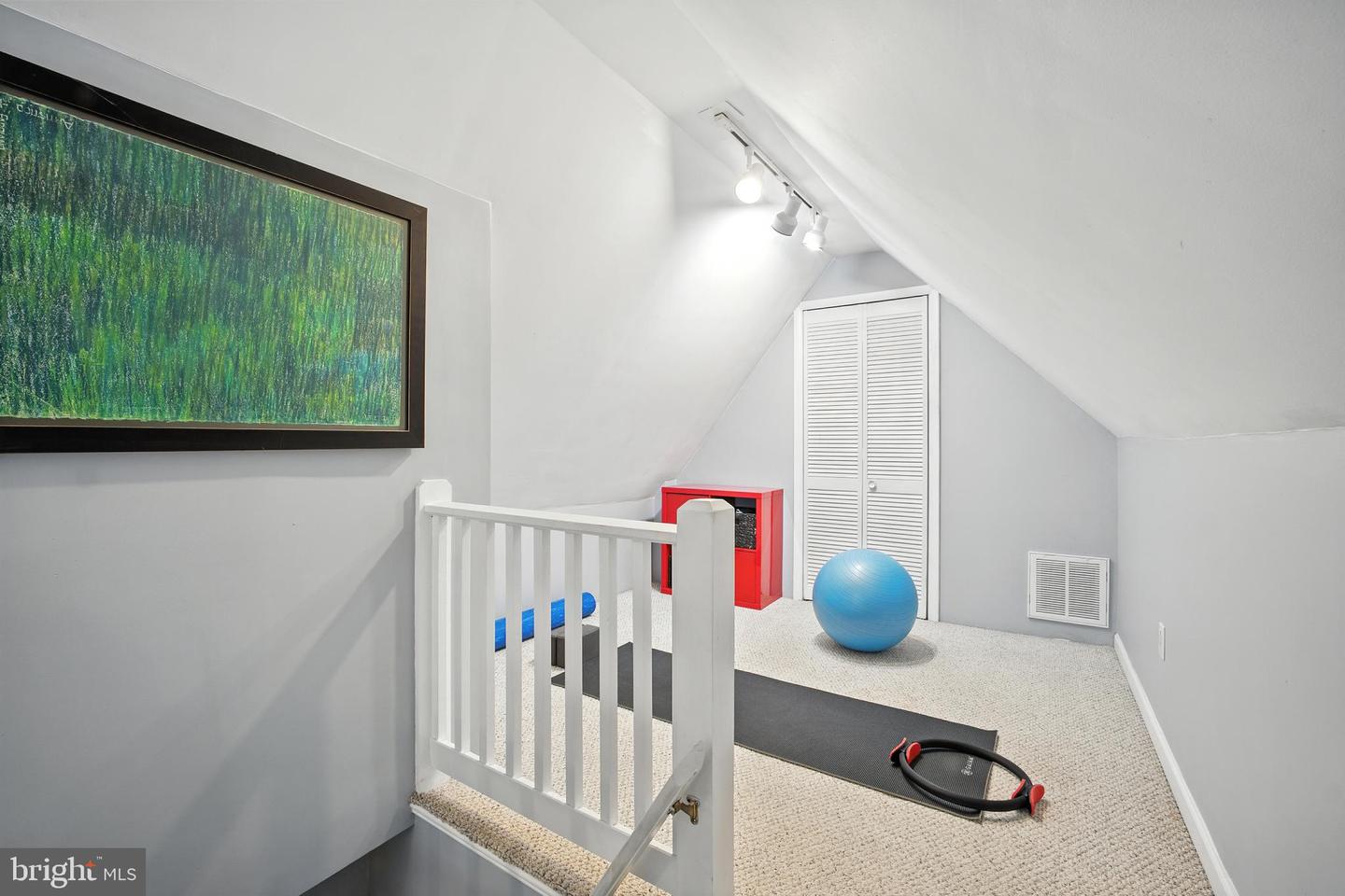 2916 NEW MEXICO AVE NW, WASHINGTON, District Of Columbia 20016, 4 Bedrooms Bedrooms, 16 Rooms Rooms,3 BathroomsBathrooms,Residential,For sale,2916 NEW MEXICO AVE NW,DCDC2197598 MLS # DCDC2197598