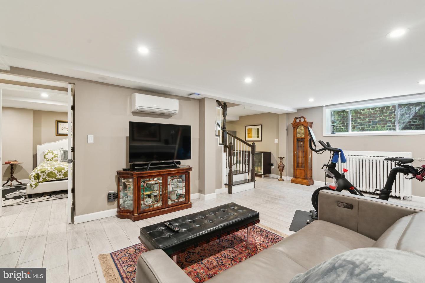 2916 NEW MEXICO AVE NW, WASHINGTON, District Of Columbia 20016, 4 Bedrooms Bedrooms, 16 Rooms Rooms,3 BathroomsBathrooms,Residential,For sale,2916 NEW MEXICO AVE NW,DCDC2197598 MLS # DCDC2197598