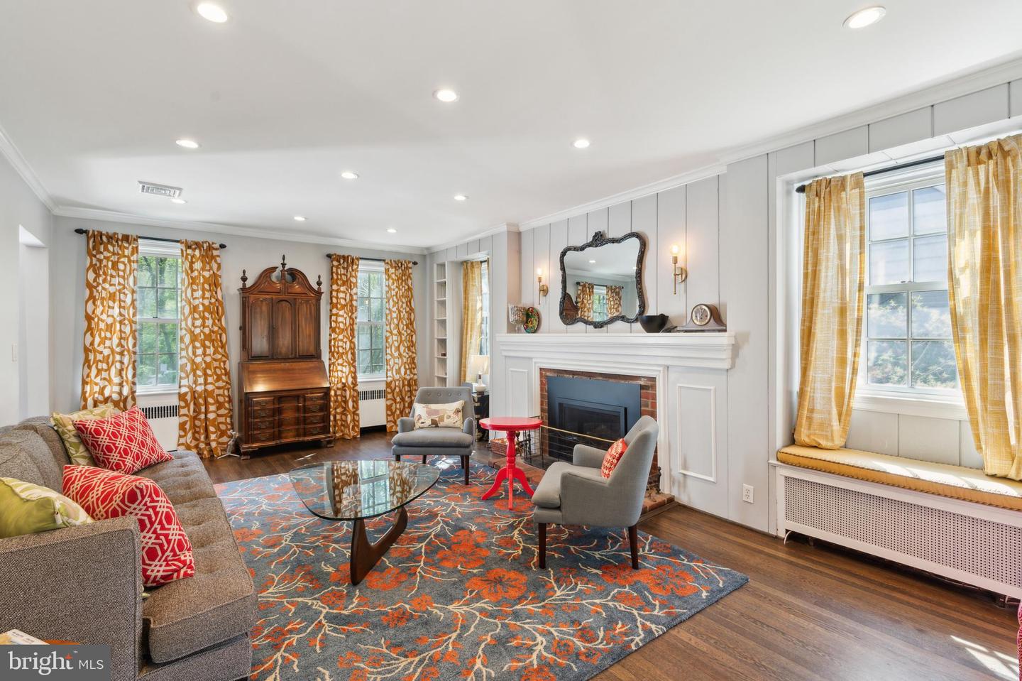 2916 NEW MEXICO AVE NW, WASHINGTON, District Of Columbia 20016, 4 Bedrooms Bedrooms, 16 Rooms Rooms,3 BathroomsBathrooms,Residential,For sale,2916 NEW MEXICO AVE NW,DCDC2197598 MLS # DCDC2197598
