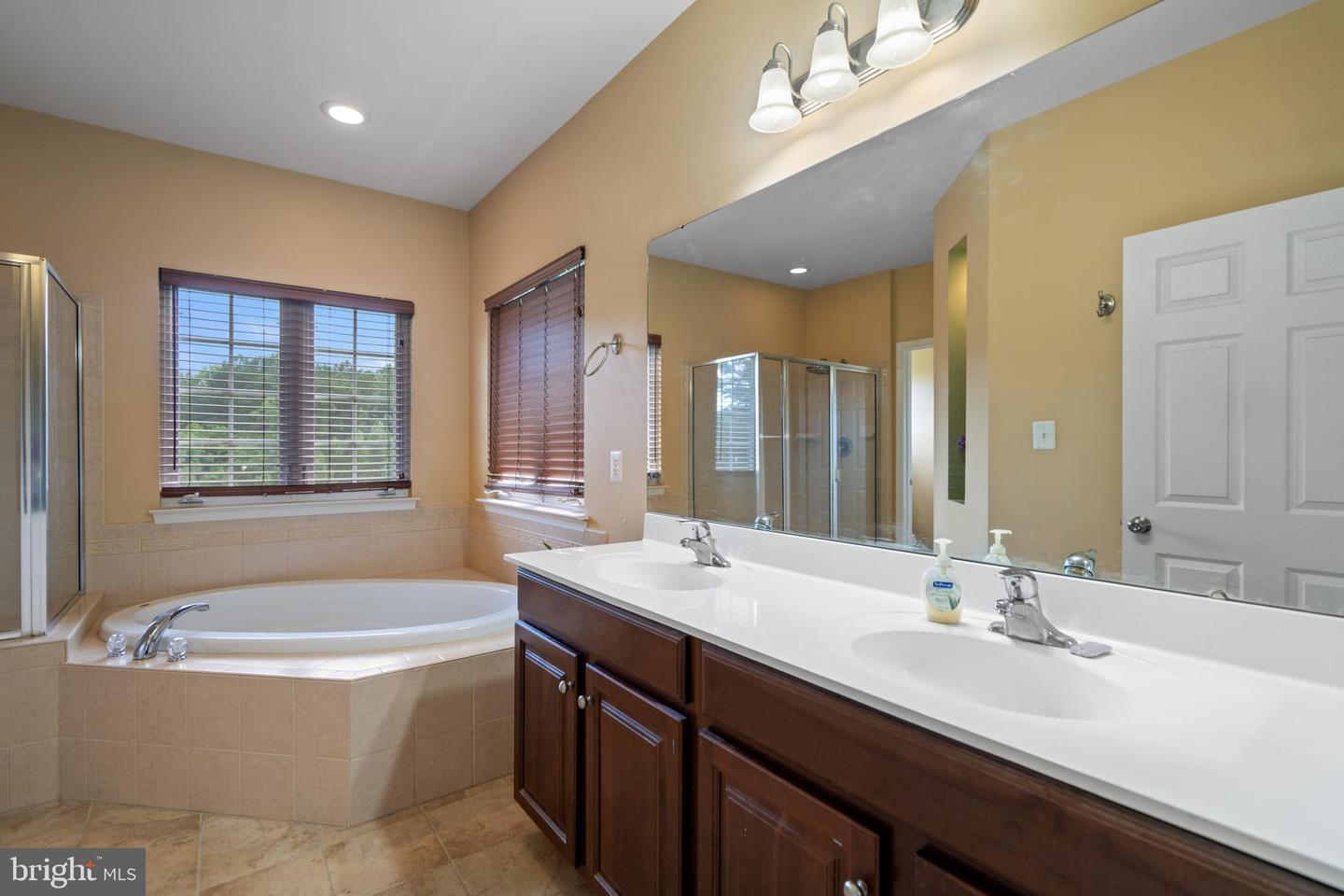 5108 SEWELLS POINTE DR, FREDERICKSBURG, Virginia 22407, 4 Bedrooms Bedrooms, ,3 BathroomsBathrooms,Residential,For sale,5108 SEWELLS POINTE DR,VASP2033256 MLS # VASP2033256