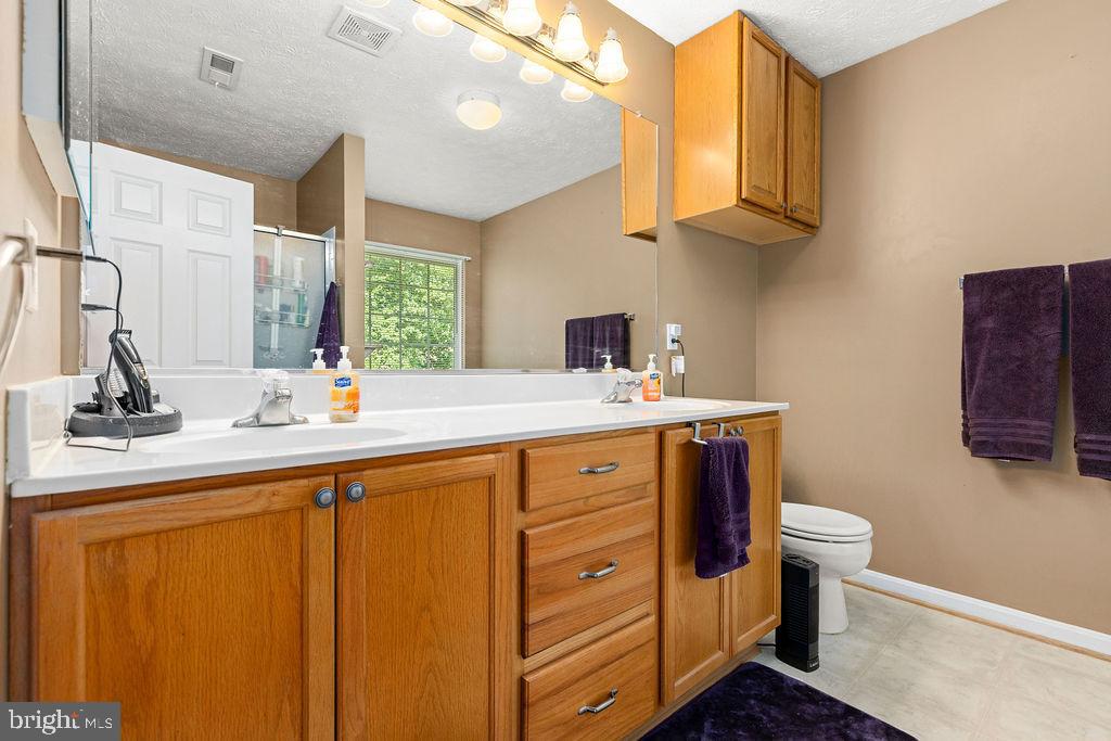 12407 SALIENT LN, SPOTSYLVANIA, Virginia 22551, 3 Bedrooms Bedrooms, ,2 BathroomsBathrooms,Residential,For sale,12407 SALIENT LN,VASP2033544 MLS # VASP2033544