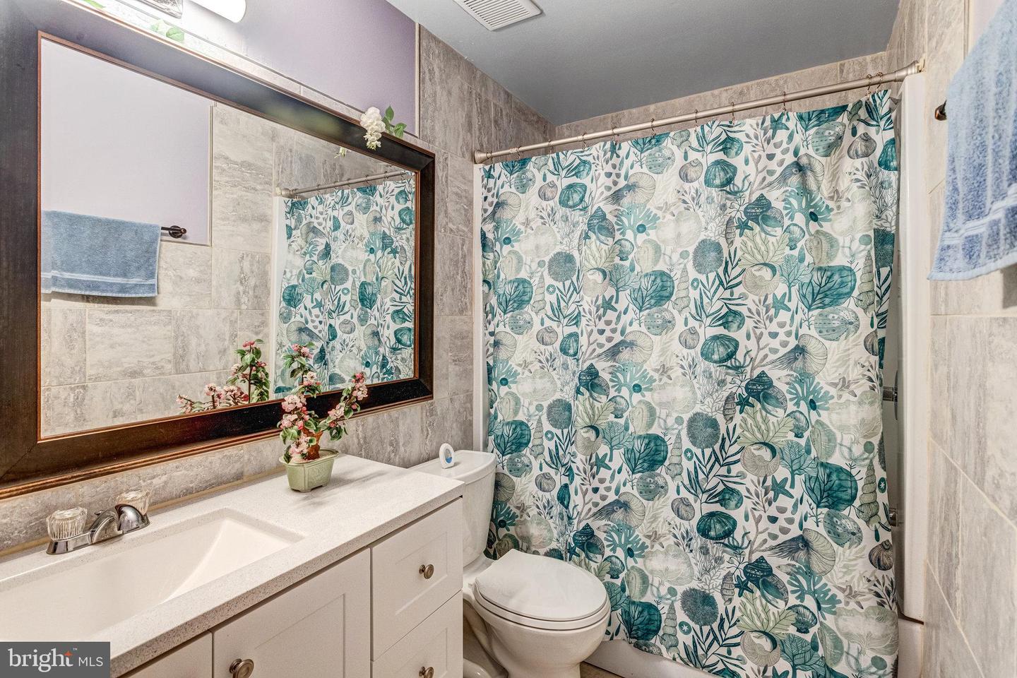 5577 ROUNDTREE DR, WOODBRIDGE, Virginia 22193, 4 Bedrooms Bedrooms, ,2 BathroomsBathrooms,Residential,For sale,5577 ROUNDTREE DR,VAPW2095942 MLS # VAPW2095942
