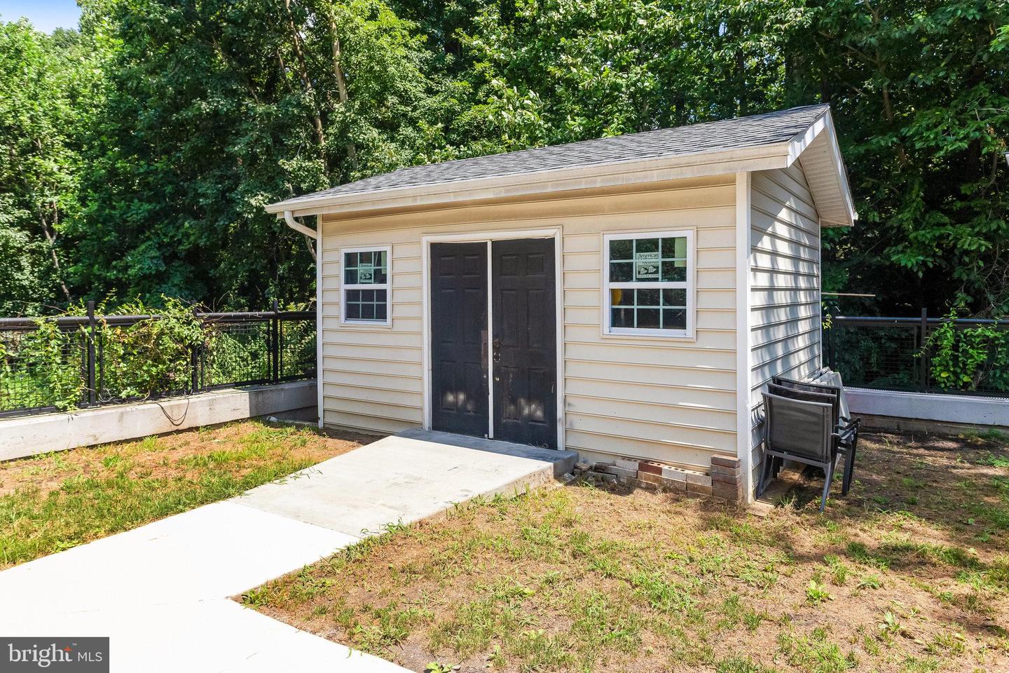 5577 ROUNDTREE DR, WOODBRIDGE, Virginia 22193, 4 Bedrooms Bedrooms, ,2 BathroomsBathrooms,Residential,For sale,5577 ROUNDTREE DR,VAPW2095942 MLS # VAPW2095942