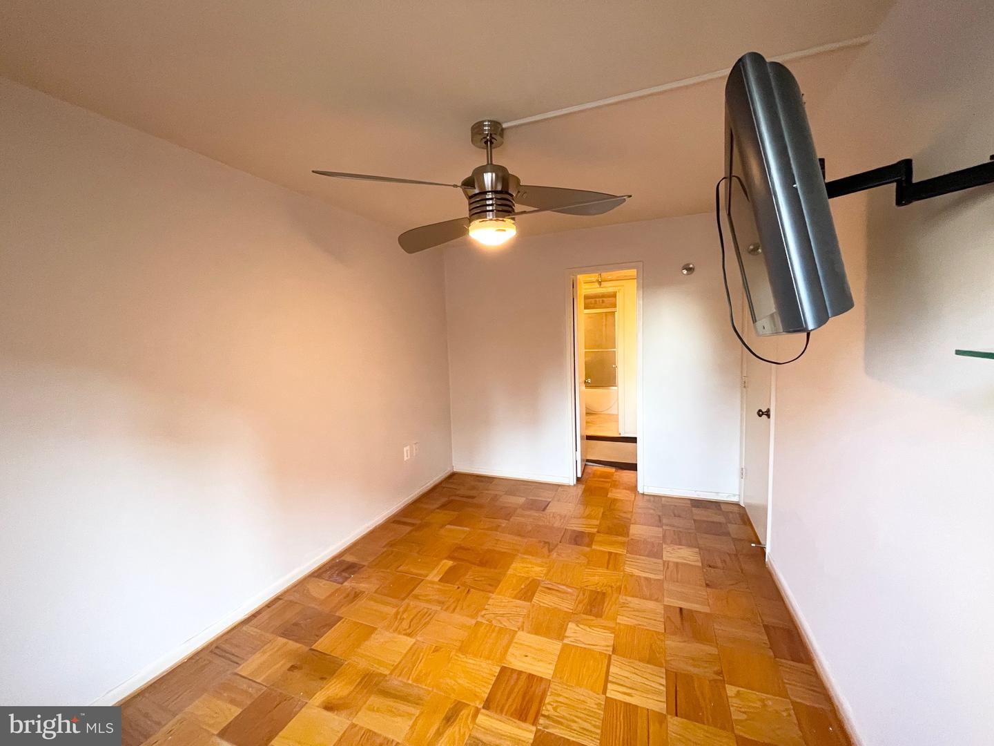 2939 VAN NESS ST NW #737, WASHINGTON, District Of Columbia 20008, 1 Bedroom Bedrooms, ,1 BathroomBathrooms,Residential,For sale,2939 VAN NESS ST NW #737,DCDC2207460 MLS # DCDC2207460