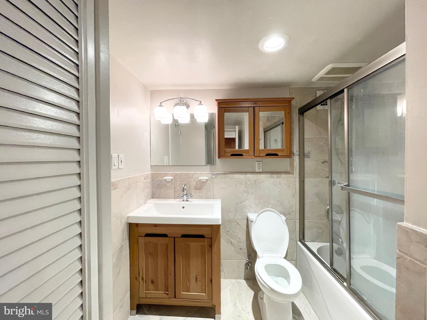 2939 VAN NESS ST NW #737, WASHINGTON, District Of Columbia 20008, 1 Bedroom Bedrooms, ,1 BathroomBathrooms,Residential,For sale,2939 VAN NESS ST NW #737,DCDC2207460 MLS # DCDC2207460