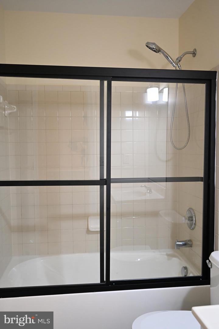 242 KIRBY ST, MANASSAS PARK, Virginia 20111, 3 Bedrooms Bedrooms, ,3 BathroomsBathrooms,Residential,For sale,242 KIRBY ST,VAMP2003140 MLS # VAMP2003140