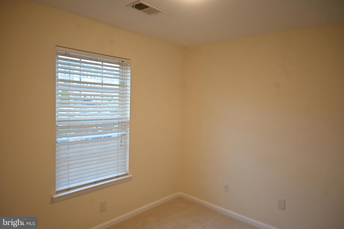 242 KIRBY ST, MANASSAS PARK, Virginia 20111, 3 Bedrooms Bedrooms, ,3 BathroomsBathrooms,Residential,For sale,242 KIRBY ST,VAMP2003140 MLS # VAMP2003140