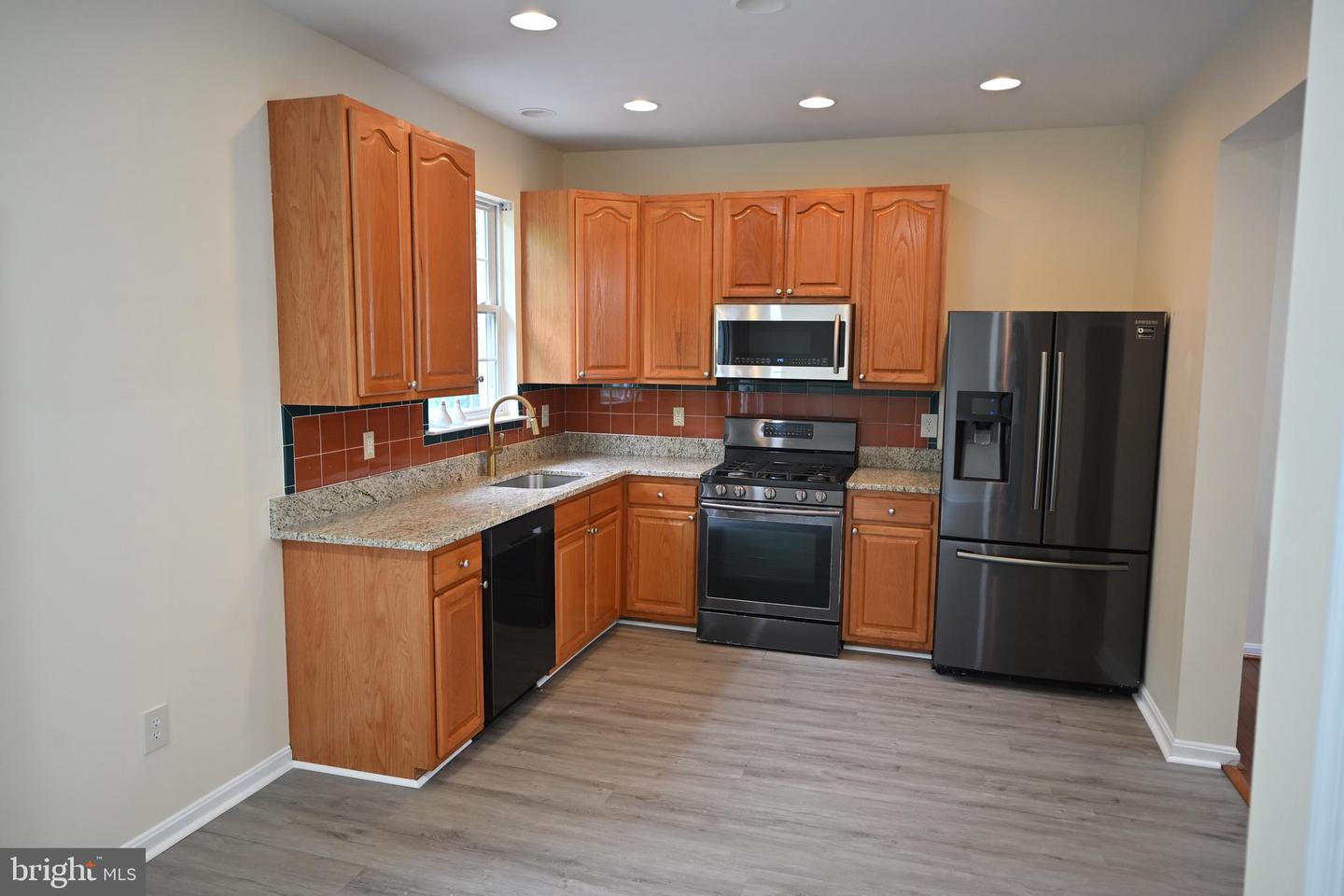242 KIRBY ST, MANASSAS PARK, Virginia 20111, 3 Bedrooms Bedrooms, ,3 BathroomsBathrooms,Residential,For sale,242 KIRBY ST,VAMP2003140 MLS # VAMP2003140