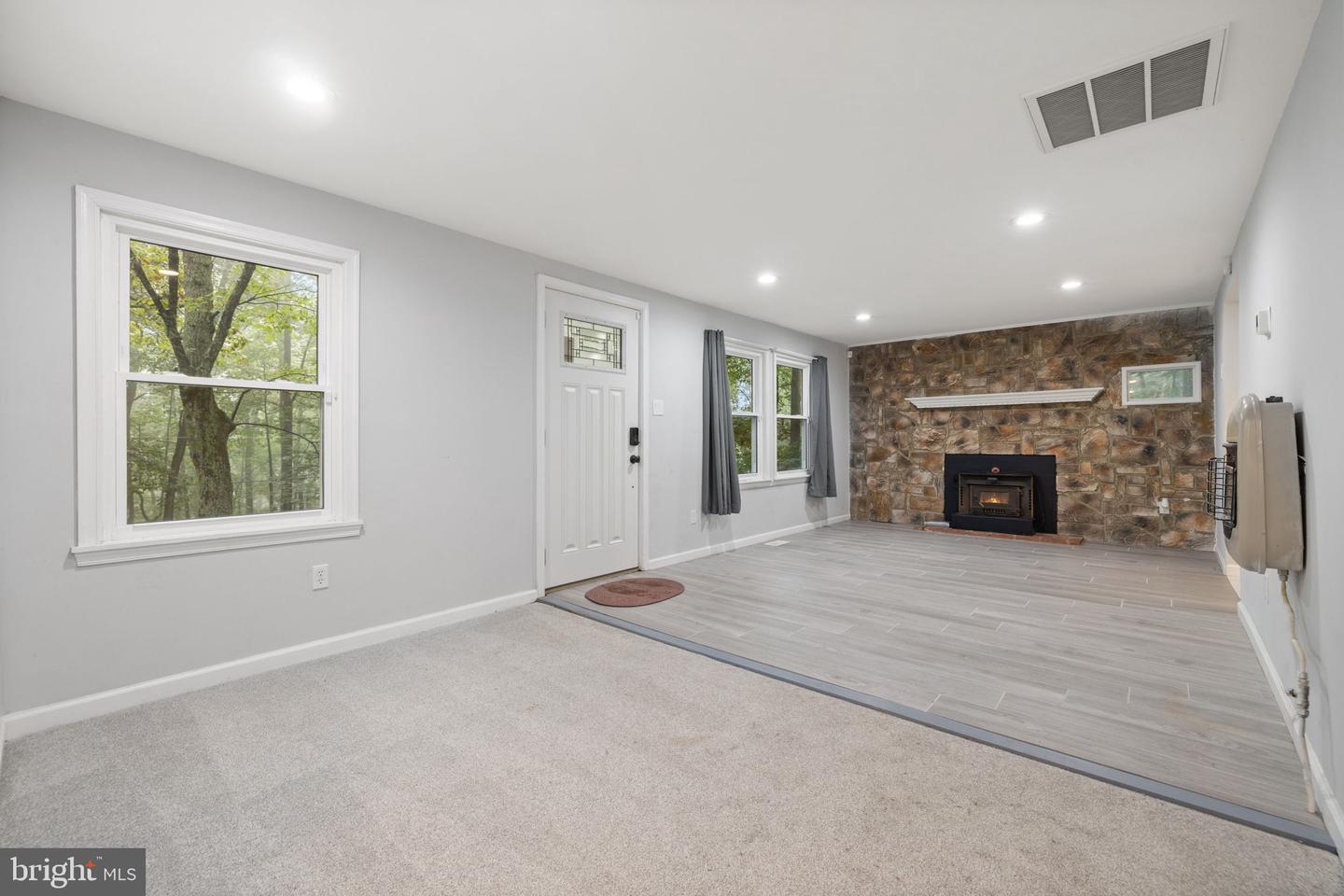 247 MARSDEN HEIGHTS RD, LINDEN, Virginia 22642, 4 Bedrooms Bedrooms, ,2 BathroomsBathrooms,Residential,For sale,247 MARSDEN HEIGHTS RD,VAWR2011626 MLS # VAWR2011626